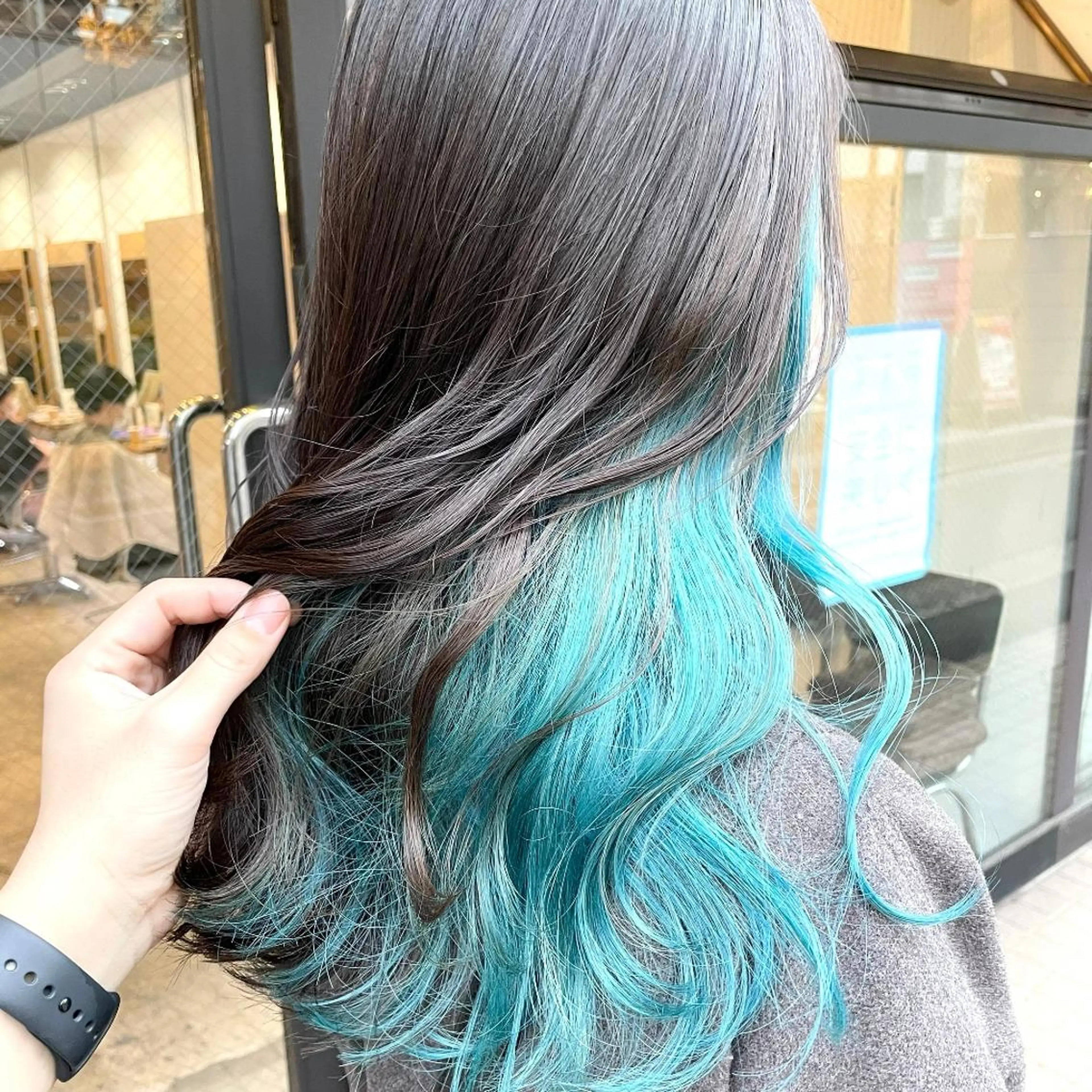 ロング カラー ヘアカラー トリートメント em HAIR 🌿下北沢のヘアスタイル