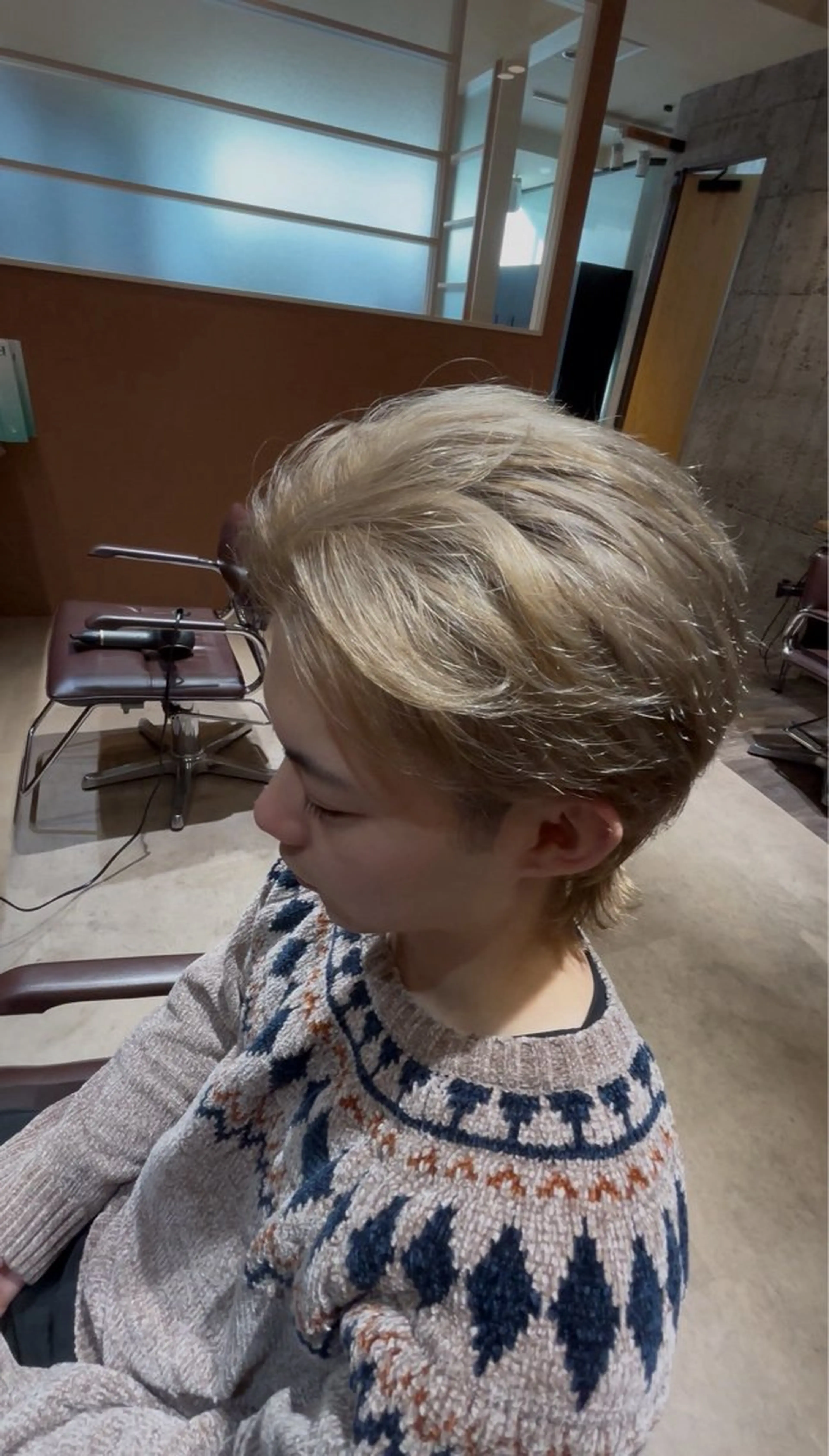 カラー メンズ メンズブリーチ メンズハイトーン ブリーチ 透明感カラー グレージュ カット ヘアカラー 西浦慎二 /艶カラー/髪質改善のヘアスタイル