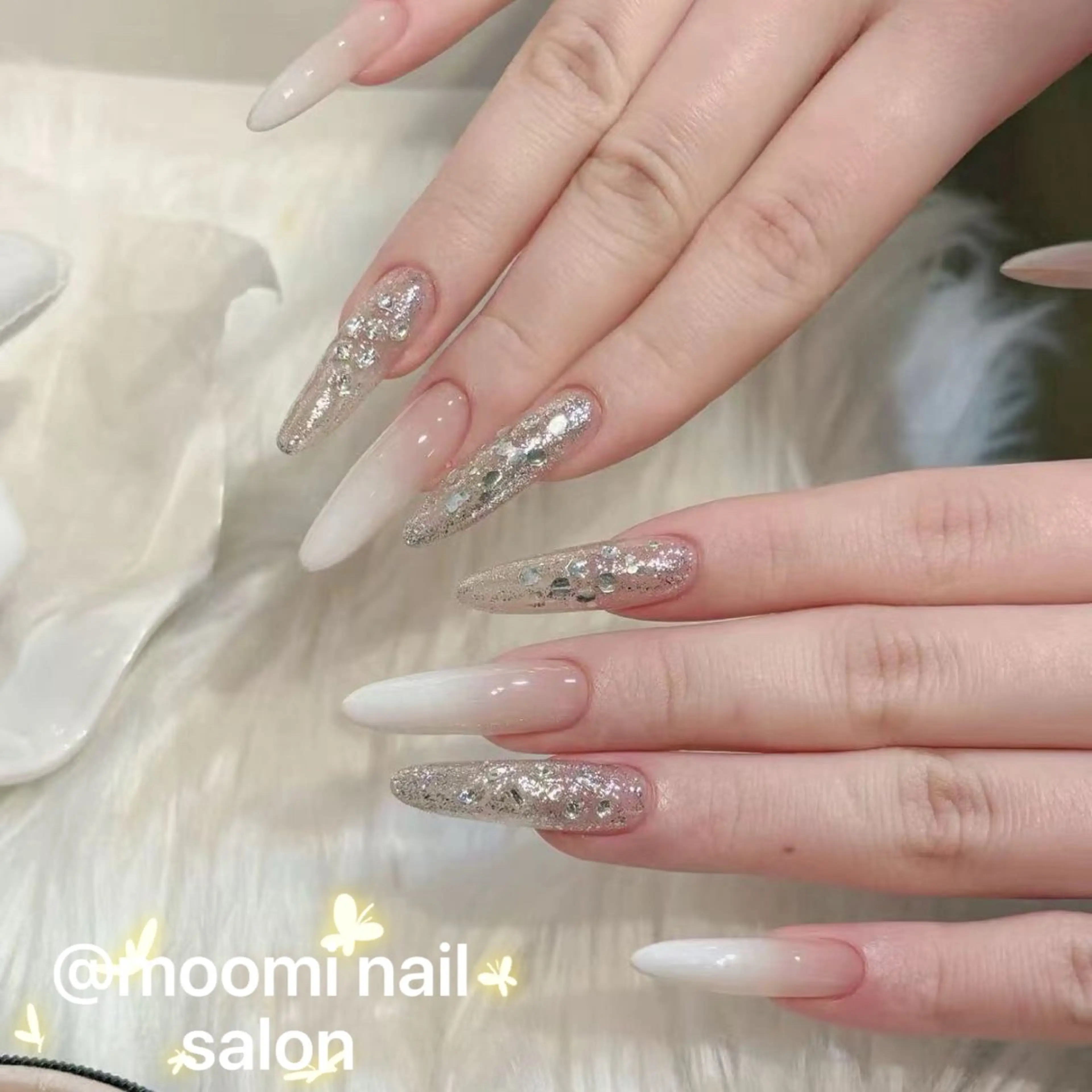 ネイル チークネイル フレンチネイル ジェルネイル グラデーション ハート ハンドネイル moomi nail スカルプ専門のネイルデザイン
