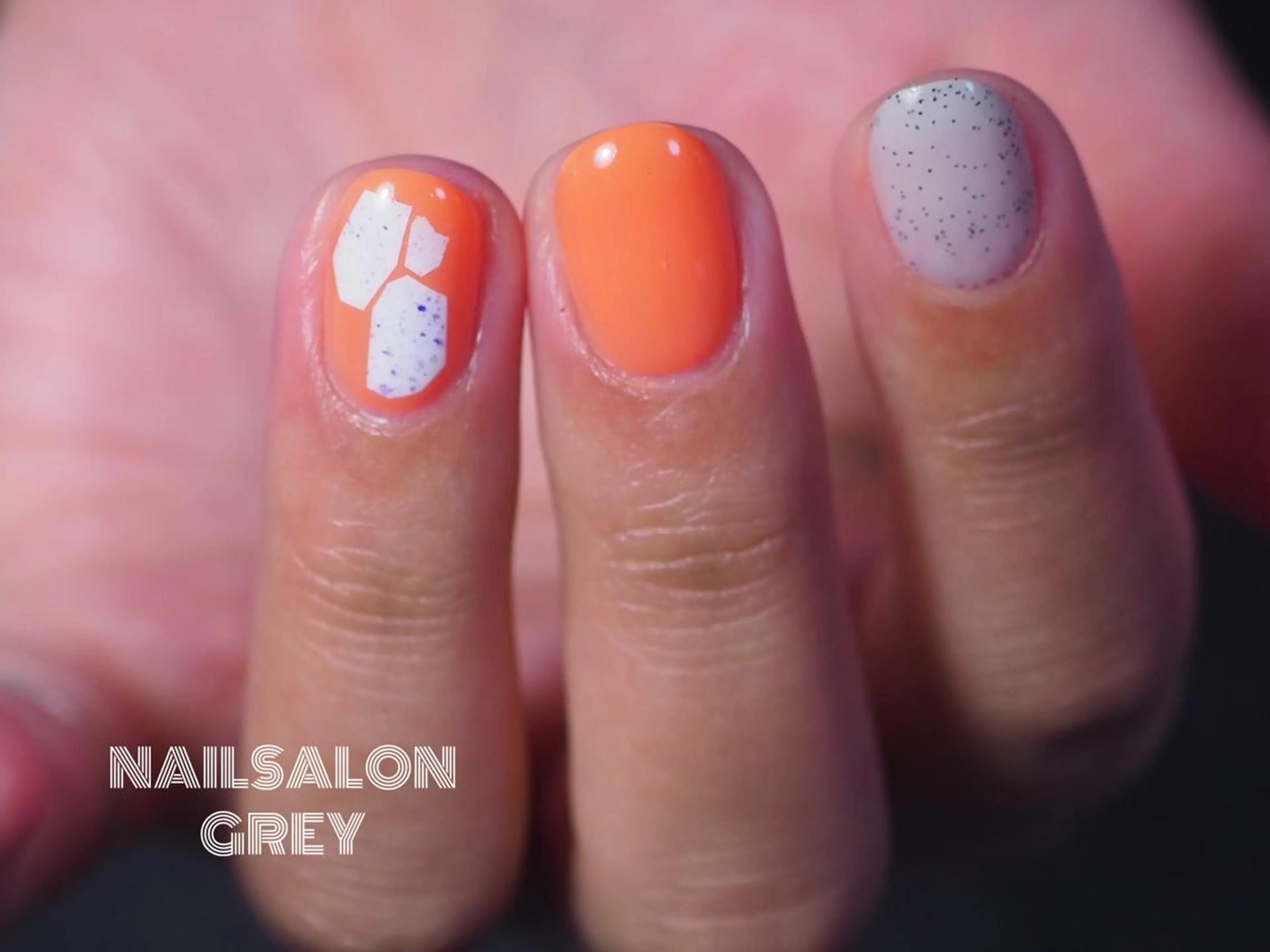 ネイル 【GREY】 TAIRAのネイルデザイン