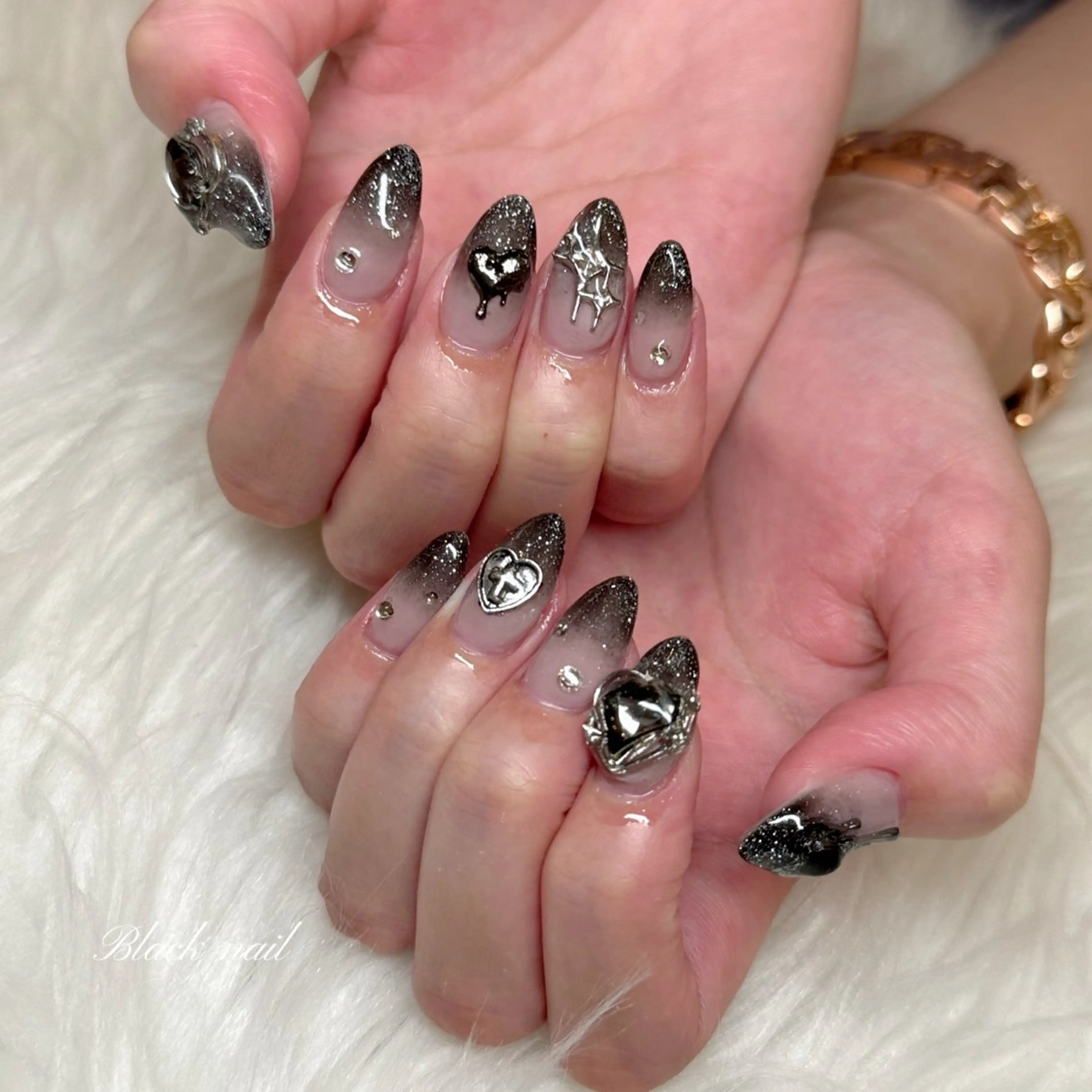 ネイル ハンドネイル UnFLAIR 麻布十番店🧸NAOのネイルデザイン