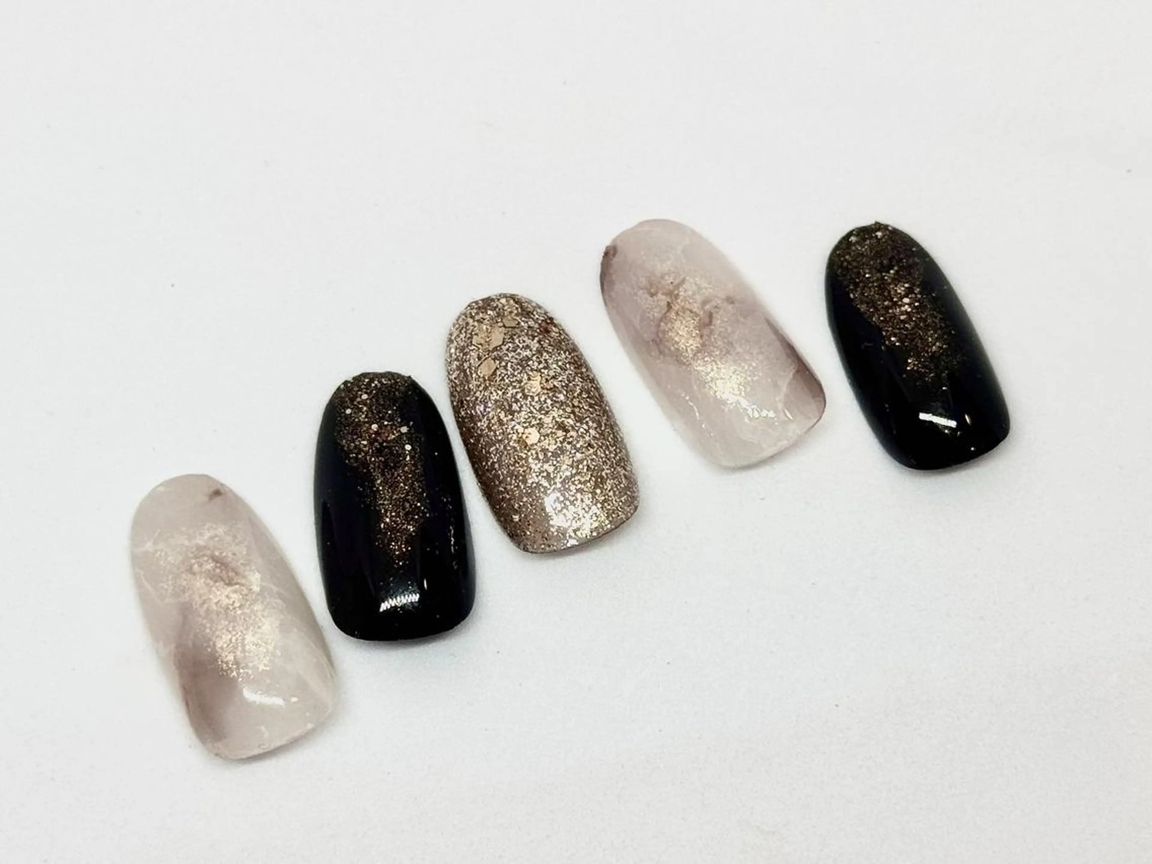 ネイル クリアネイル 長さ出し フラッシュネイル フットネイル フレンチネイル ハンドネイル 【中川】 ロイヤル・セラピストのネイルデザイン