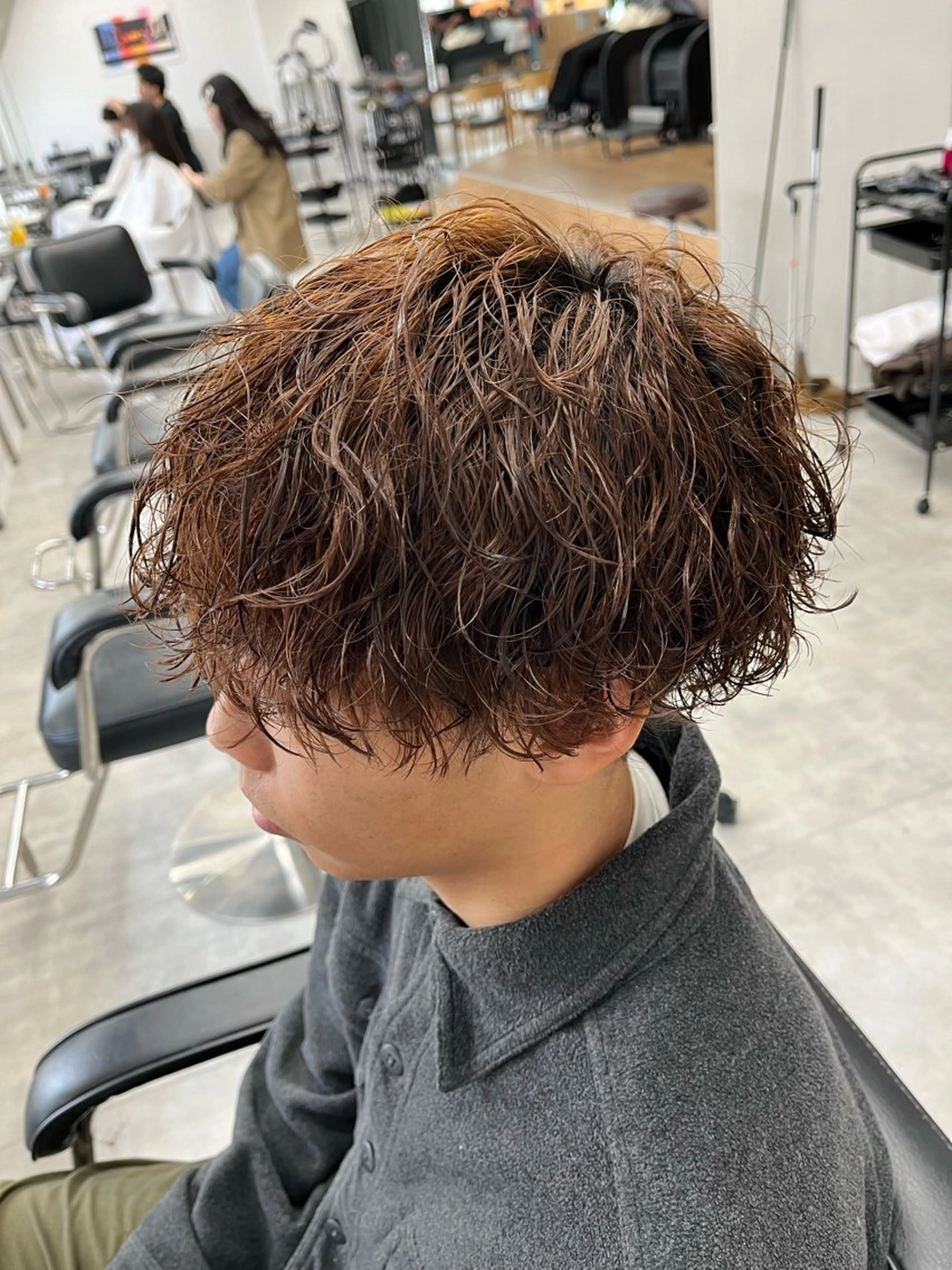 ショート カラー パーマ メンズ メンズパーマ 波巻きパーマ カット ヘアカラー パーマ 新潟メンズパーマ 新潟駅/小田拓実のヘアスタイル