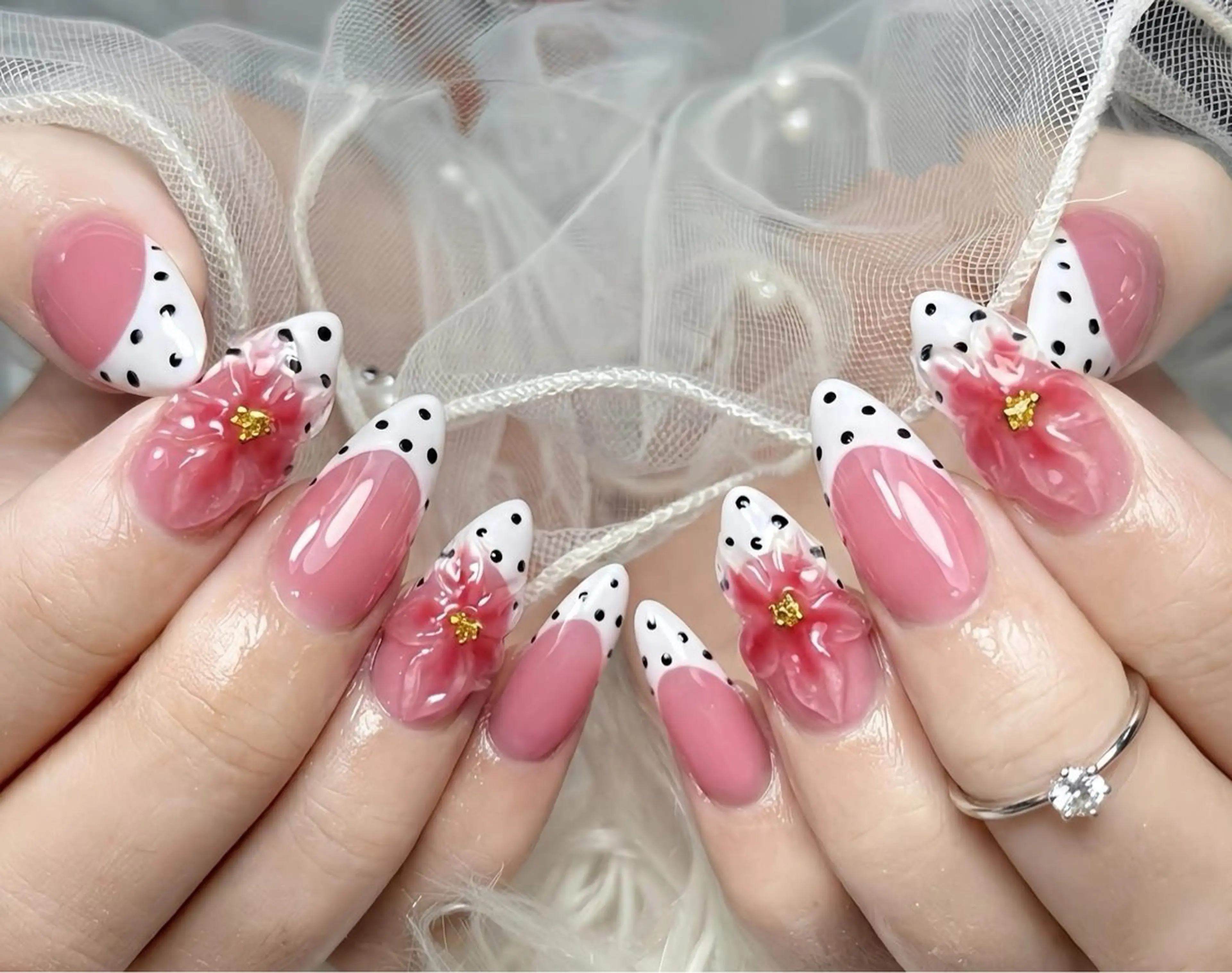 ネイル Emi Nailのネイルデザイン