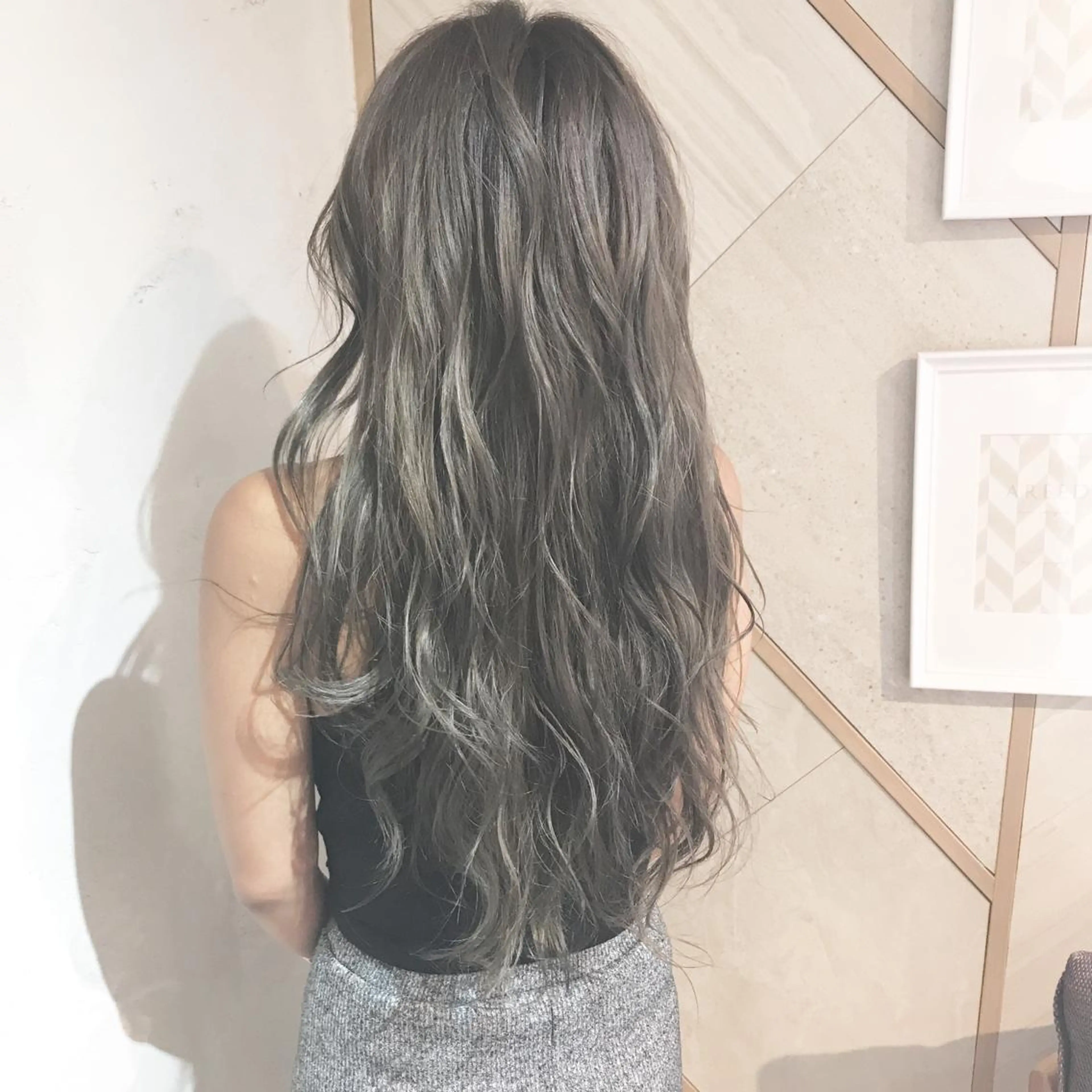カラー グレージュ ハイライトカラー 髪質改善満足度NO1 山下のヘアスタイル