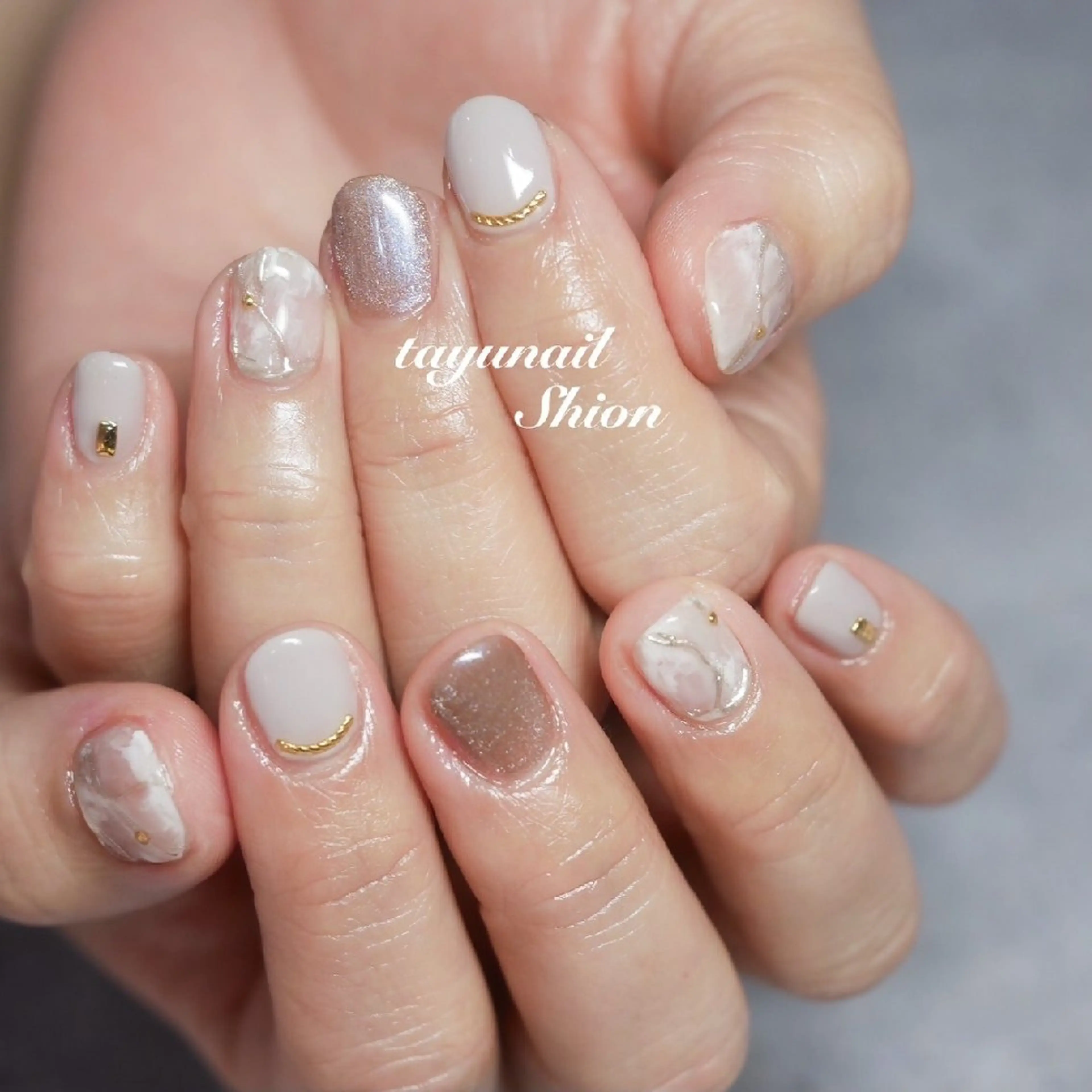 ネイル アートネイル ジェルネイル マグネットネイル ニュアンスネイル パラジェル ネイルサロン 【たゆnail】のネイルデザイン