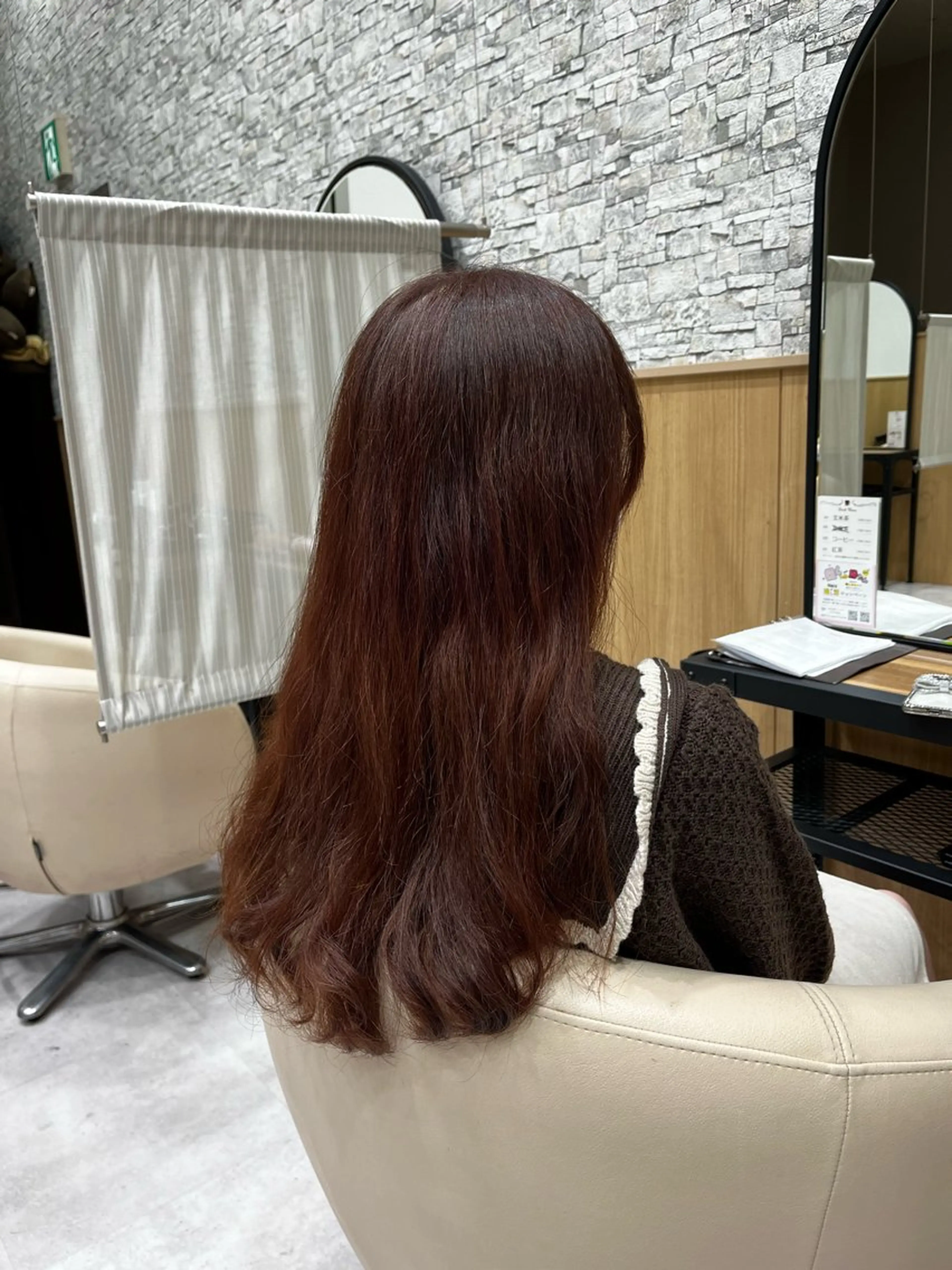 ロング 東條 早希のヘアスタイル