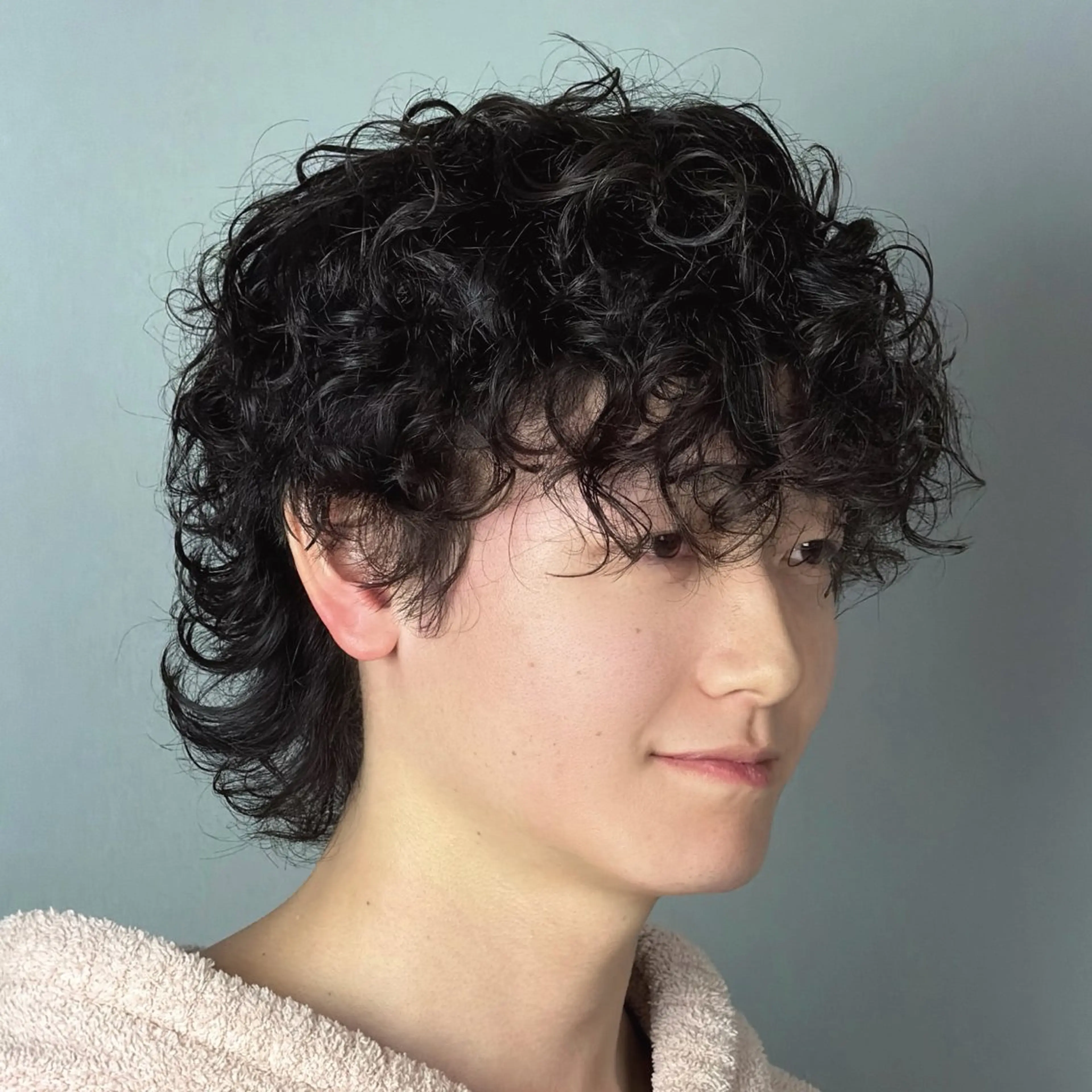 ミディアム メンズ パーマ 韓国ヘアADOR HARUKIのヘアスタイル