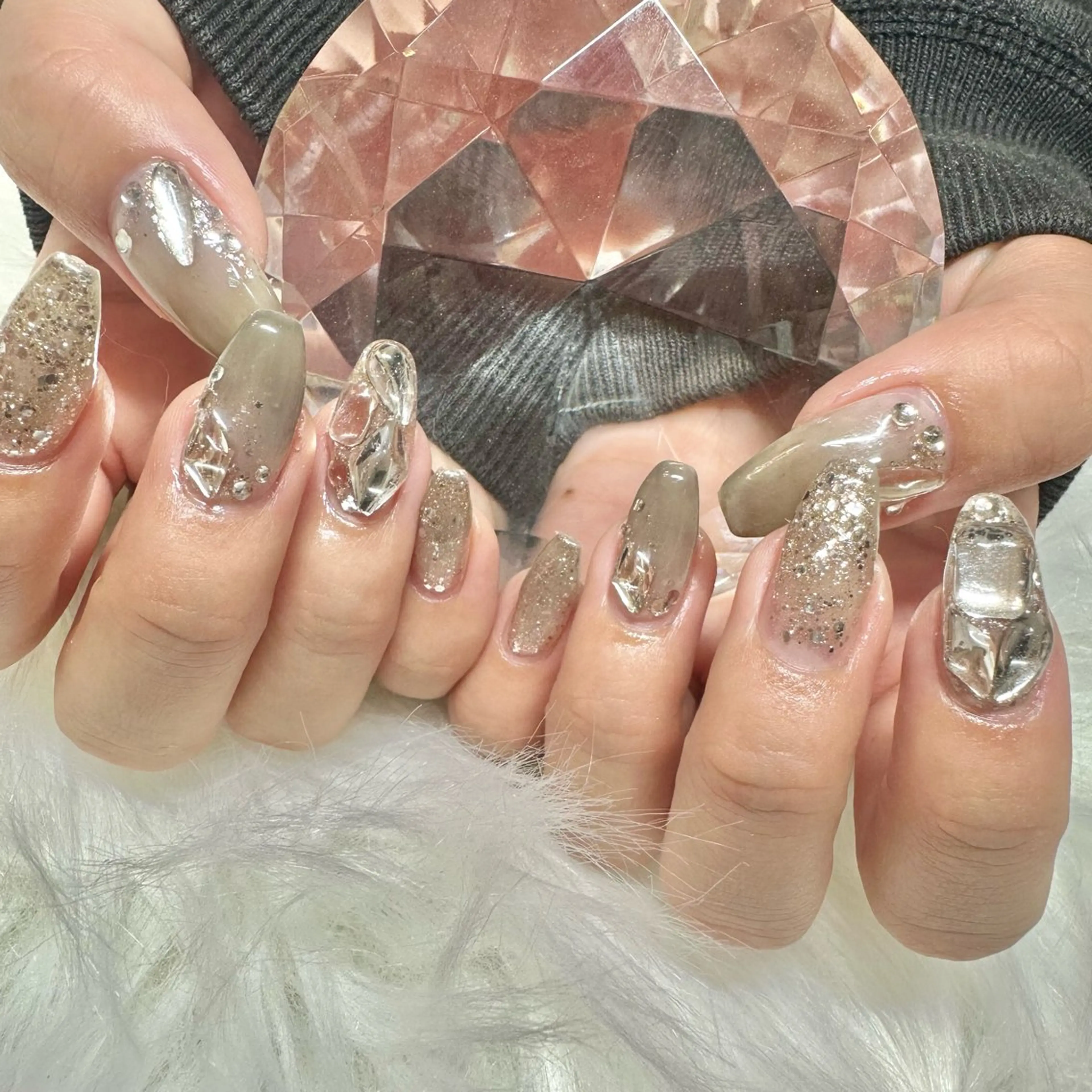 ネイル キラキラネイル 冬ネイル 🤎CHARME NAIL🤎のネイルデザイン