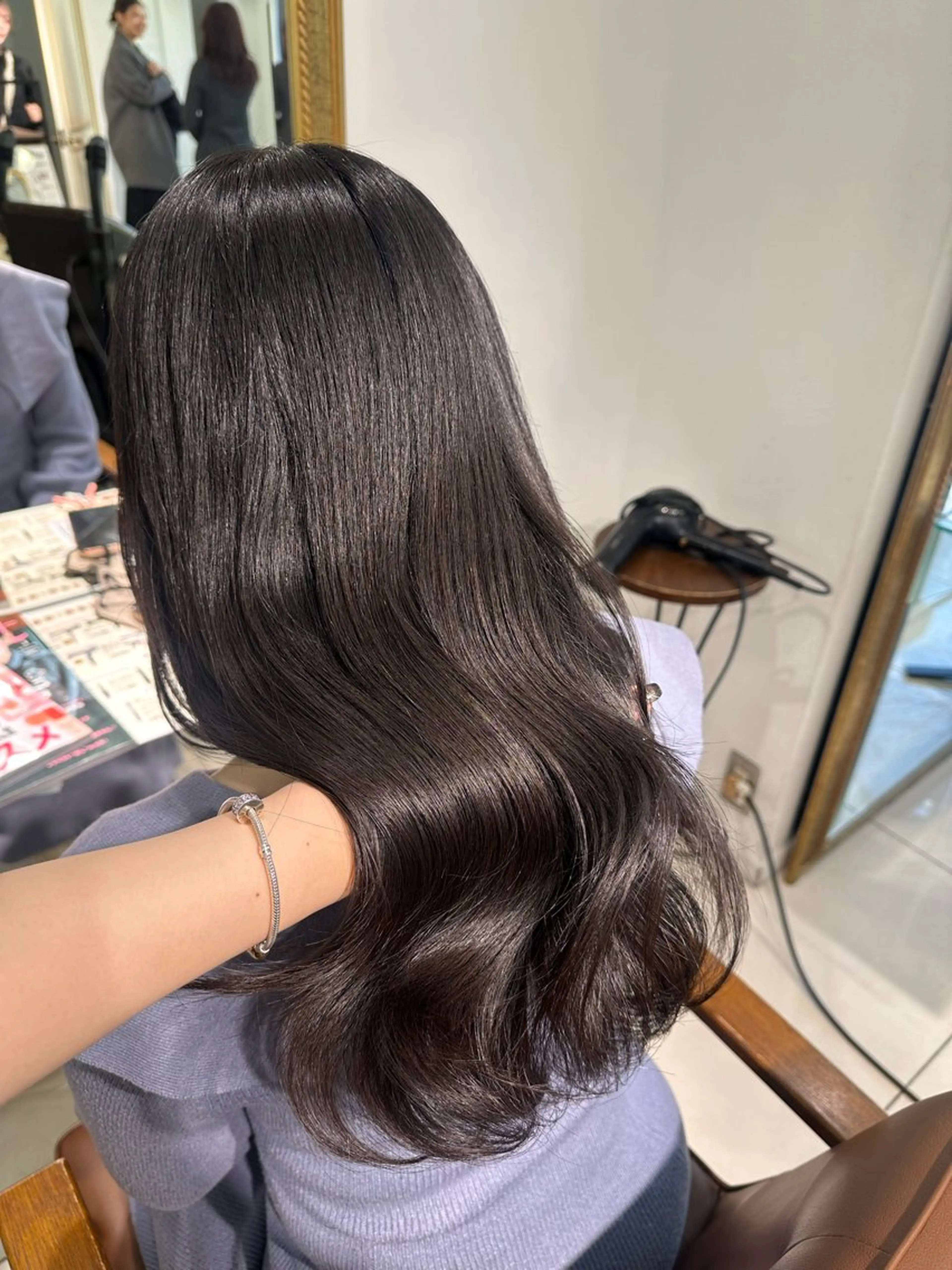 ロング トリートメント 髪質改善カラー🤍 Nanakoのヘアスタイル