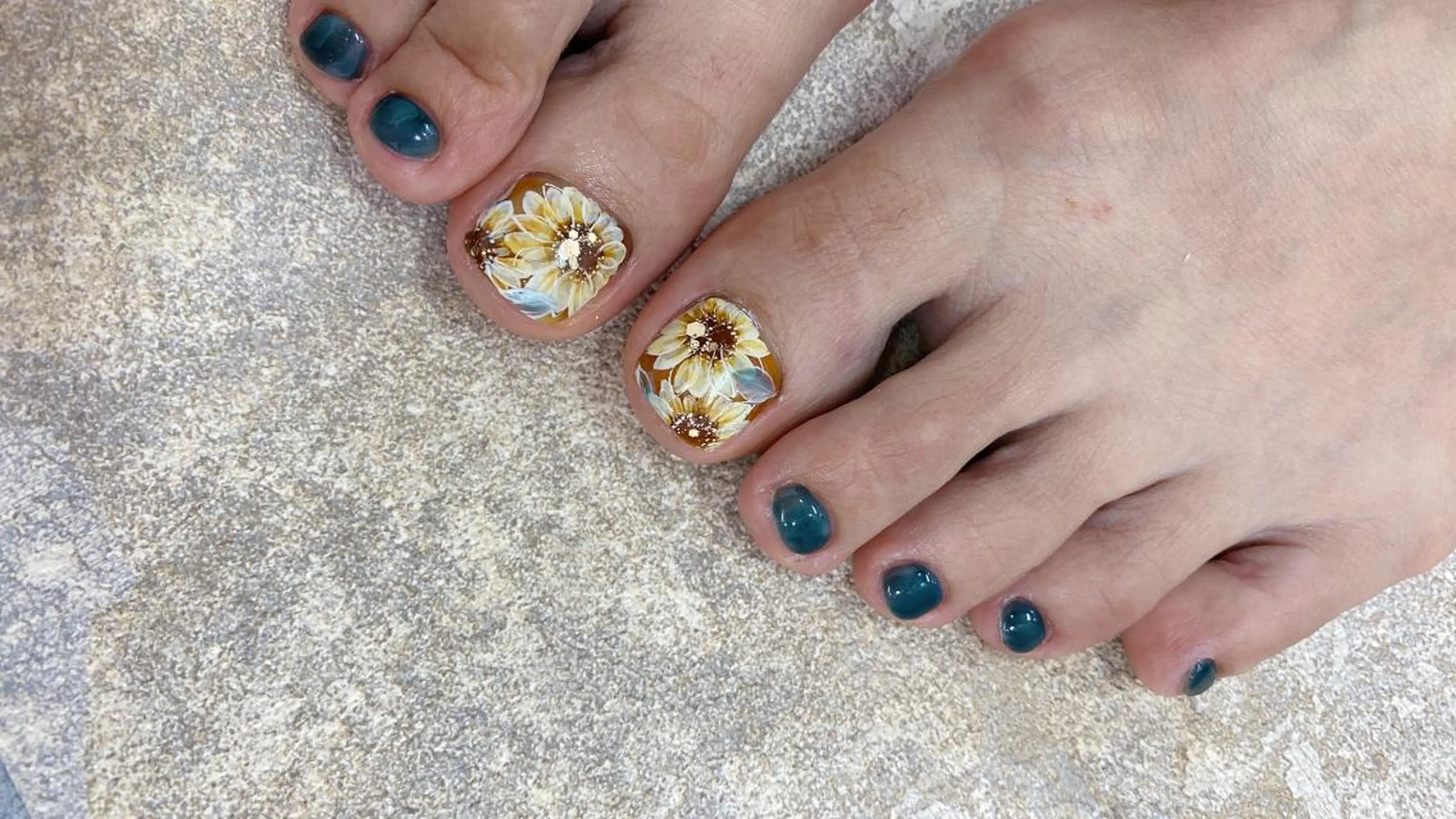 ネイル フットネイル nailsalon ∞ ﾐｶﾅﾙ ∞のネイルデザイン