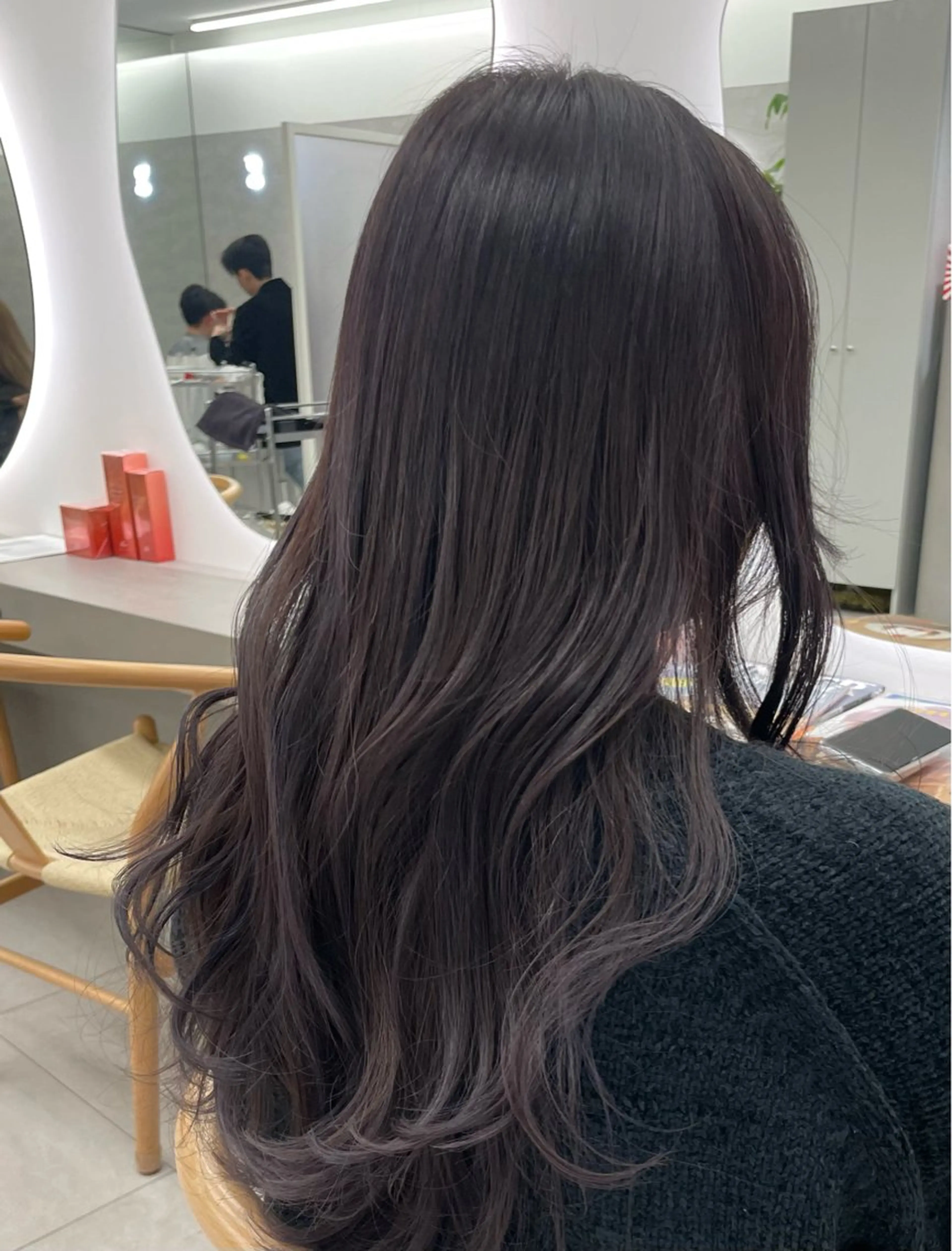 ロング カラー 透明感カラー グレージュ ラベンダーカラー ラベンダーグレージュ ラベンダーグレー ヘアカラー トリートメント 愛華 【geep】のヘアスタイル