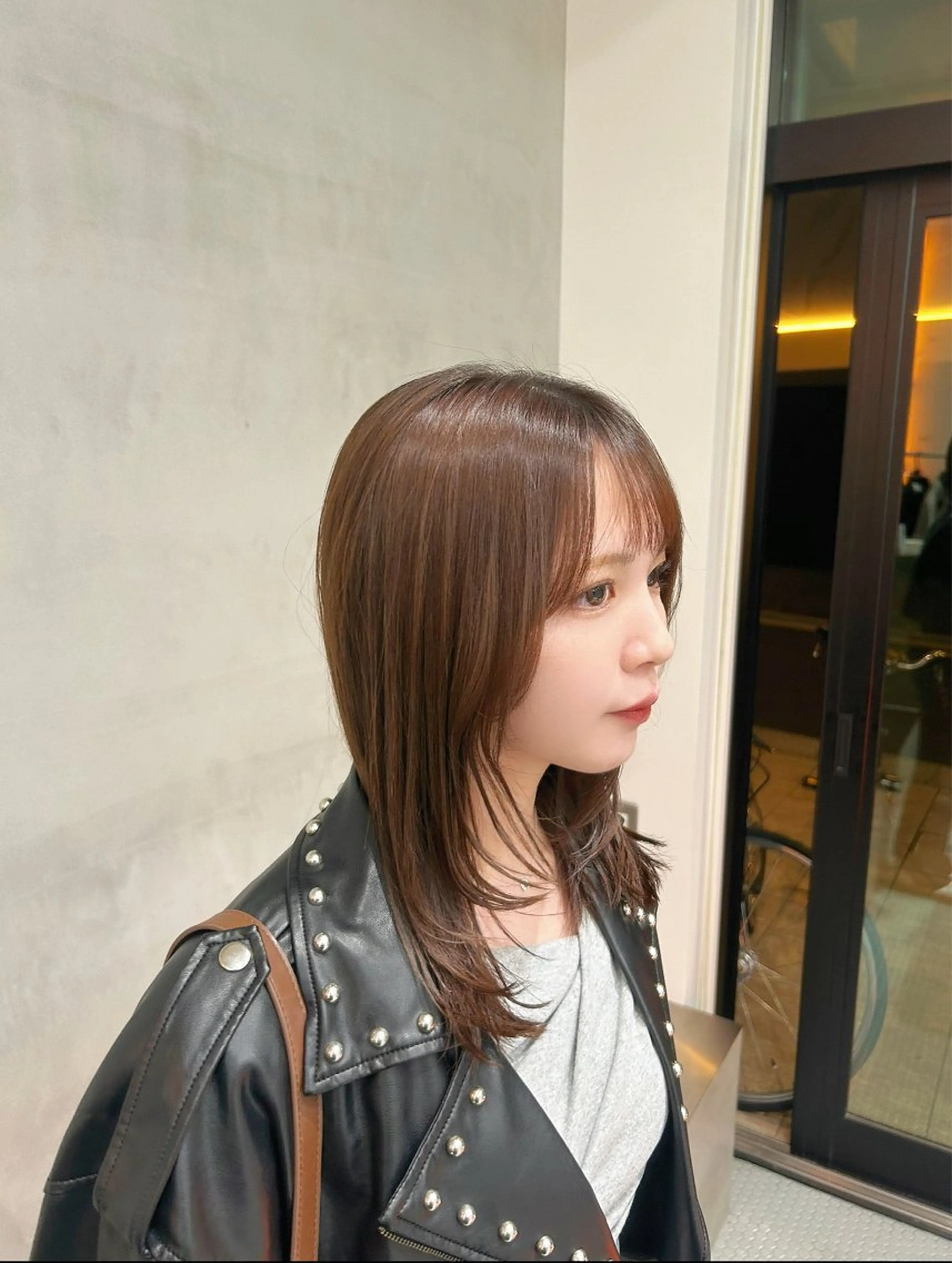 セミロング ヘアカラー fifth春山 凜乃介のヘアスタイル