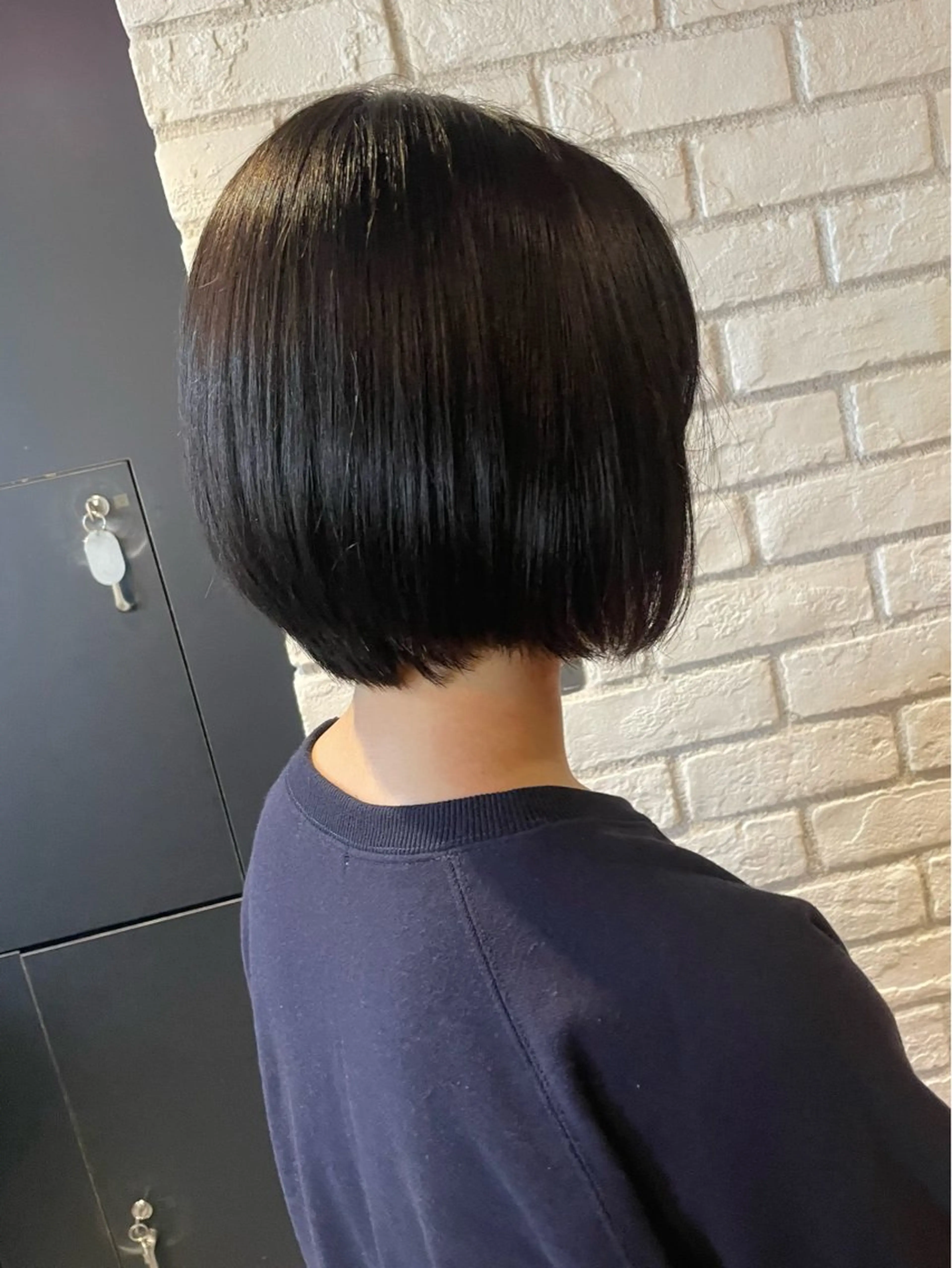 ショート 切りっぱなしボブ/ ブリーチカラー/大塚のヘアスタイル