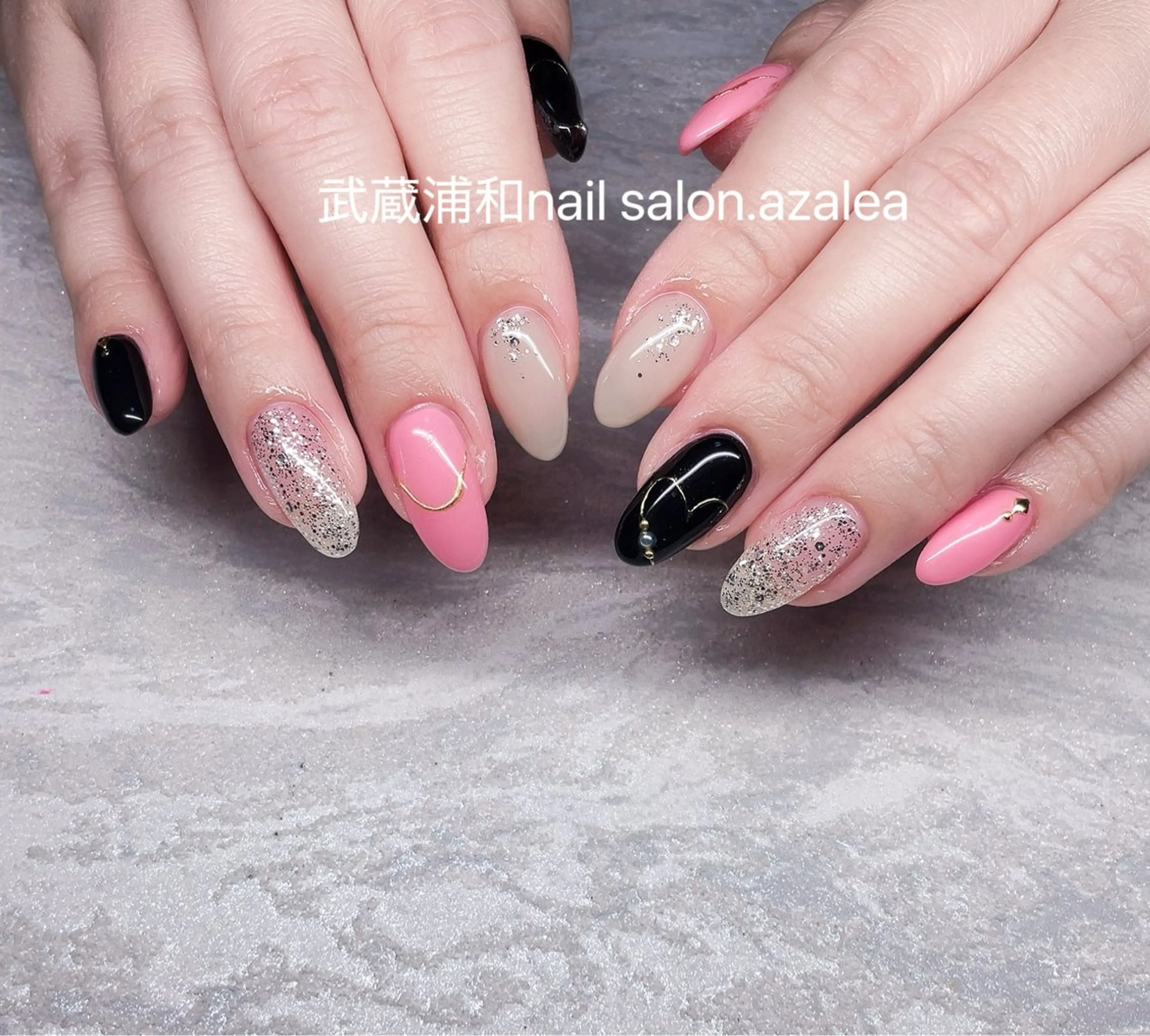 ネイル ハンドネイル R inのネイルデザイン