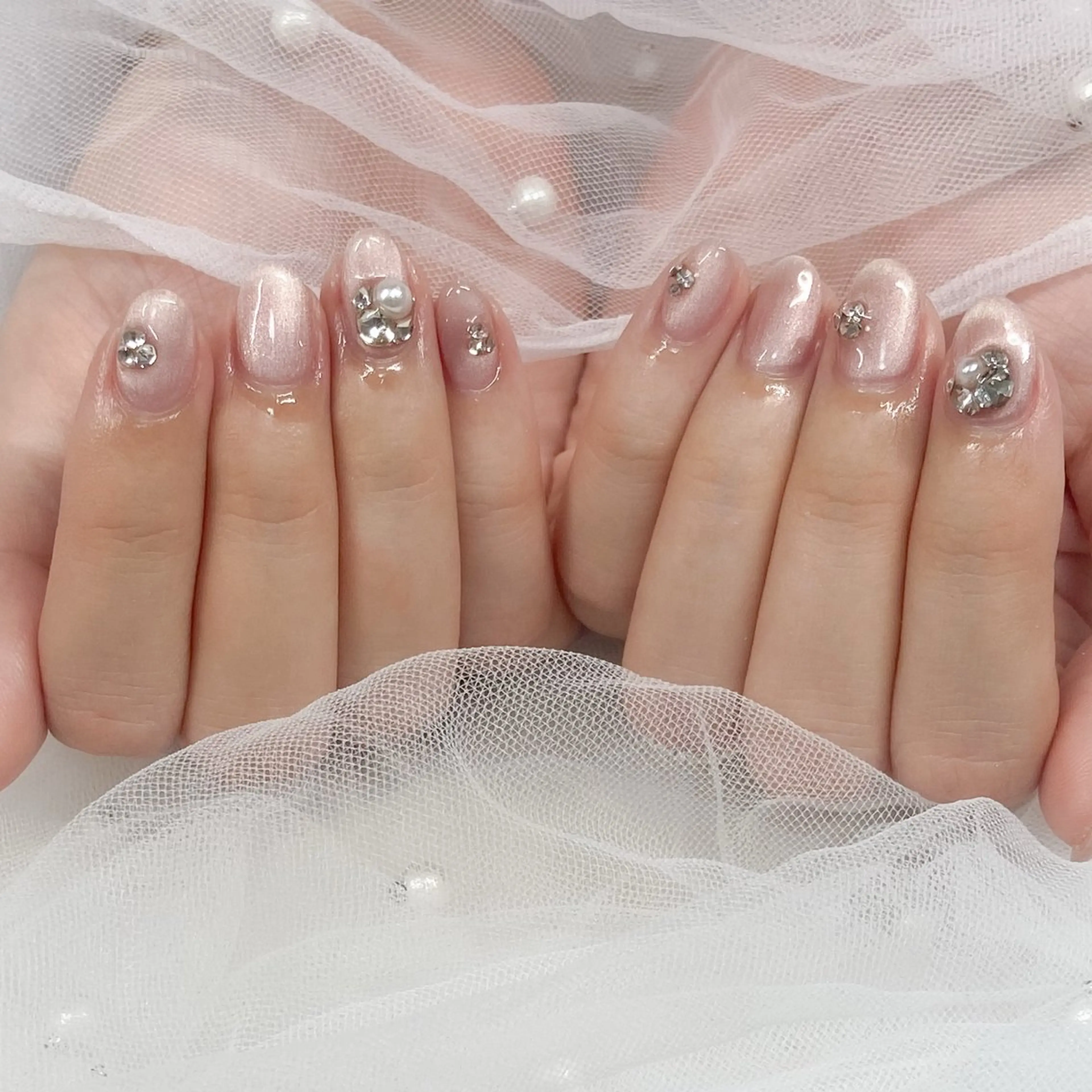 ネイル キラキラネイル マグネットネイル シンプルネイル ハンドネイル べルミエール sakiのネイルデザイン