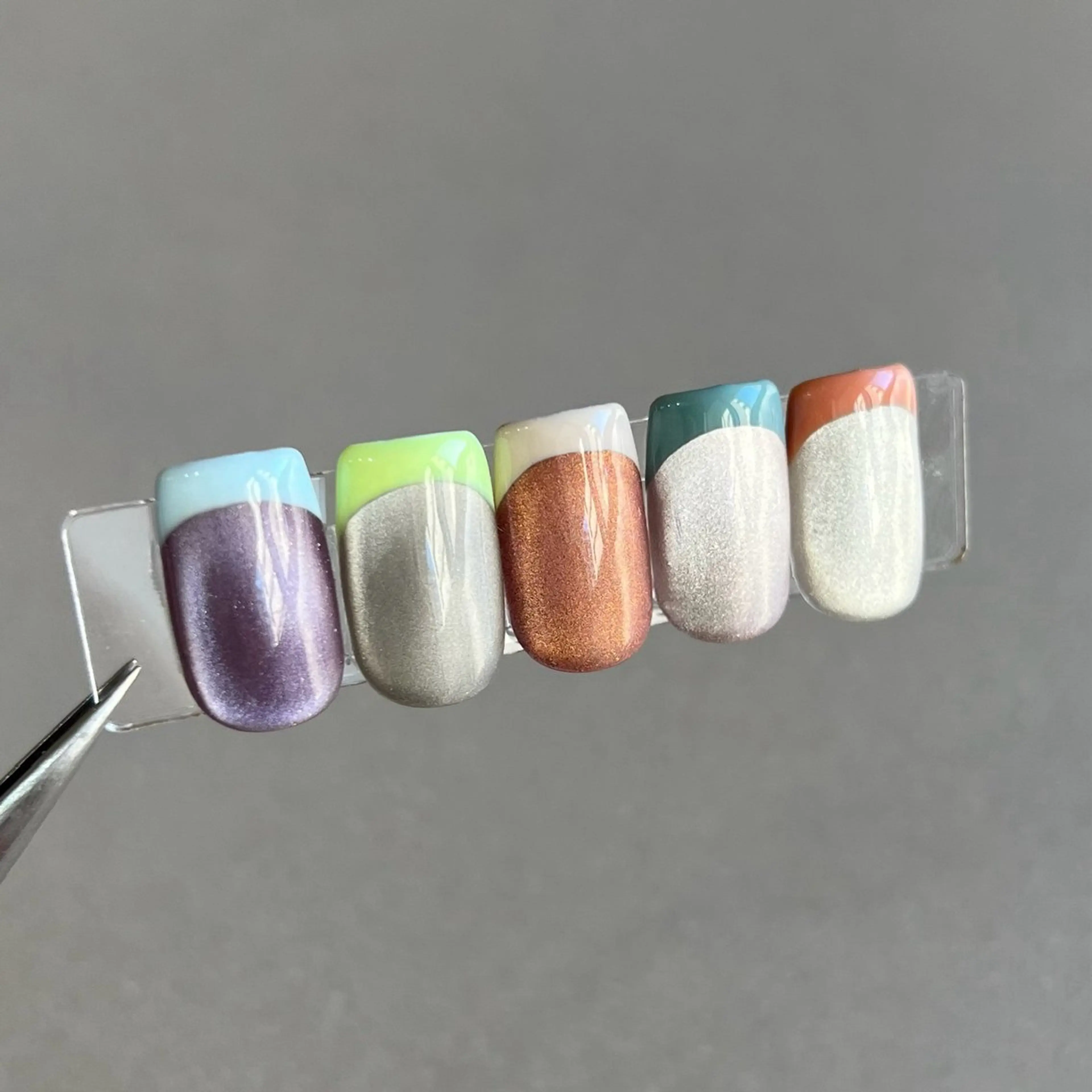 ネイル フレンチネイル マグネットネイル Momoka ネイリスト福岡/薬院のネイルデザイン