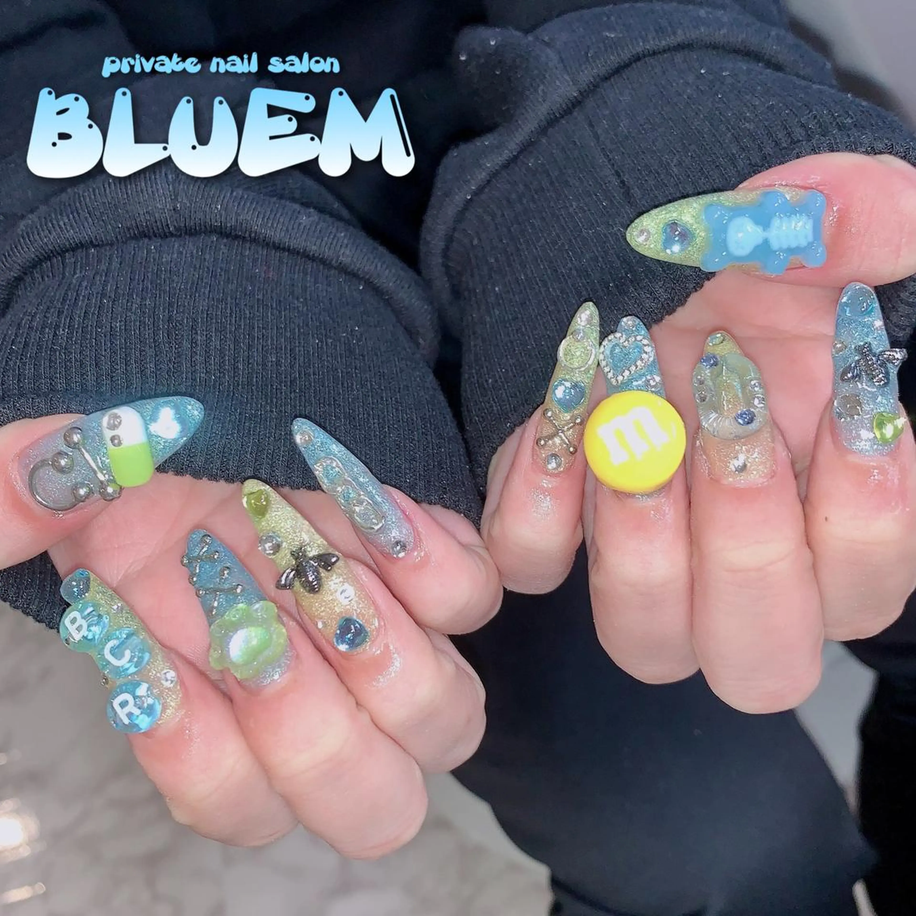 ネイル ハンドネイル BLUEM なな🐶のネイルデザイン