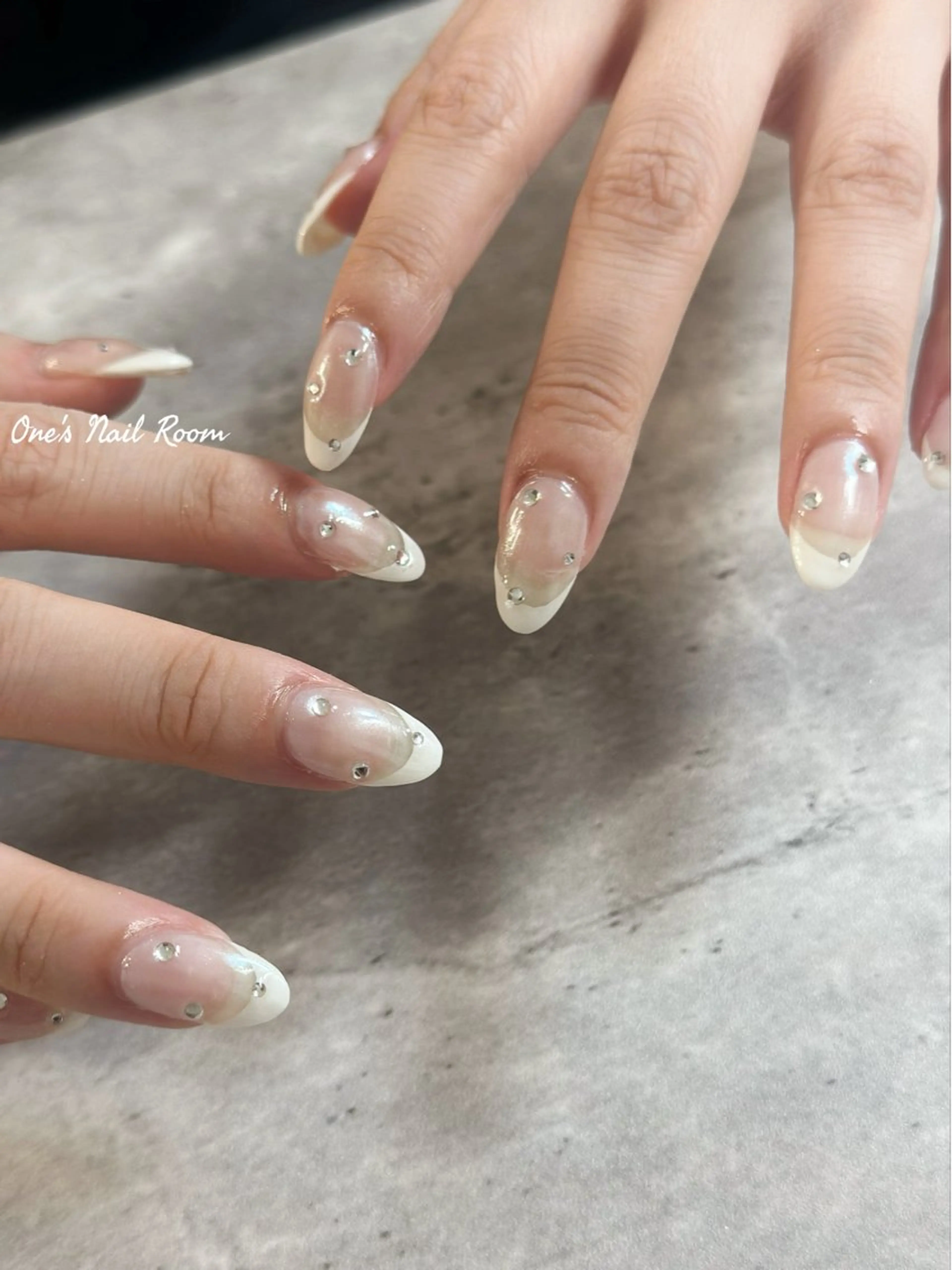 ネイル ハンドネイル One's Nail Roomのネイルデザイン