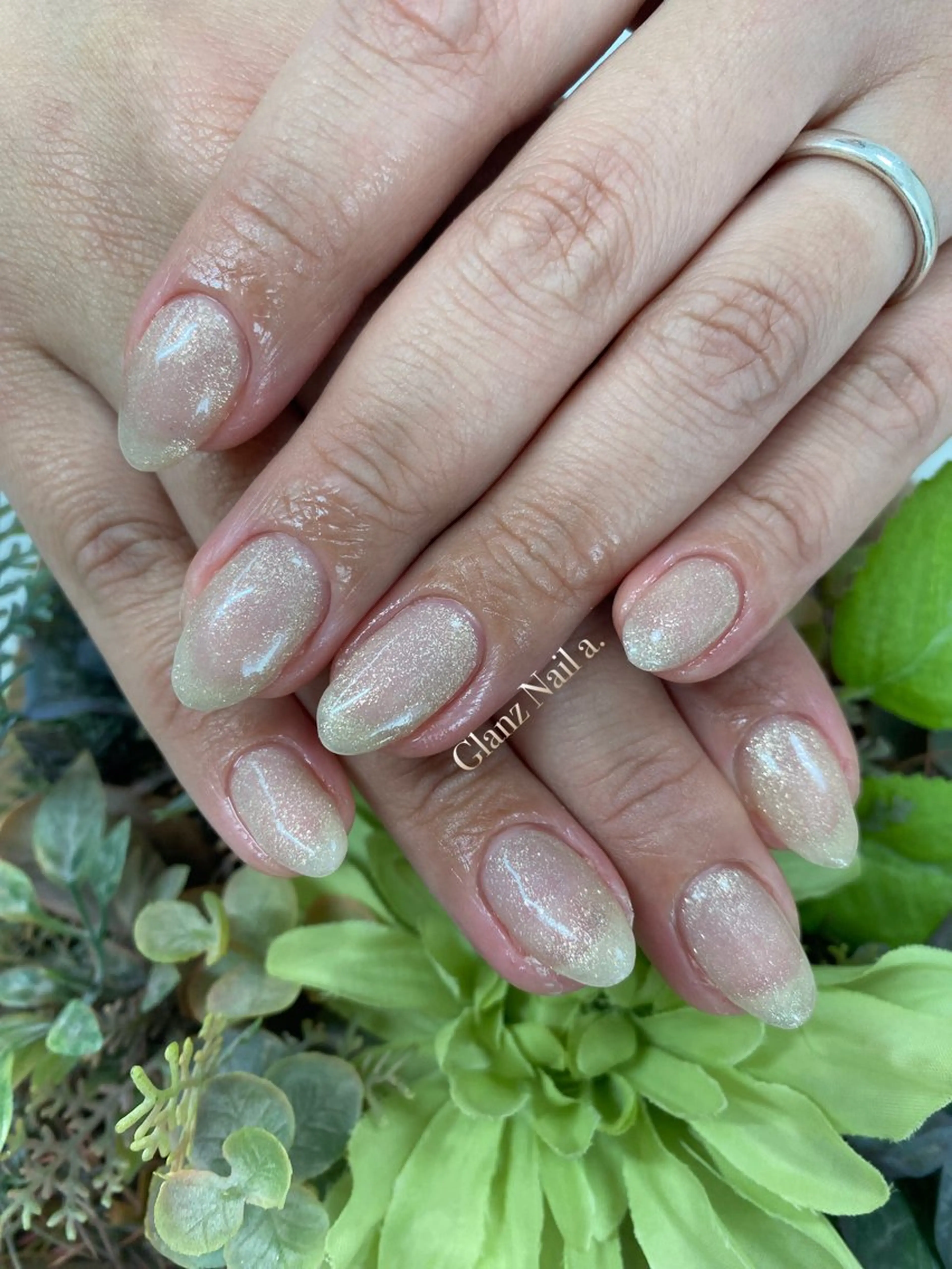 ネイル キラキラネイル ラメ(グリッター) ワンカラーネイル シンプルネイル Glanz  Nail aのネイルデザイン