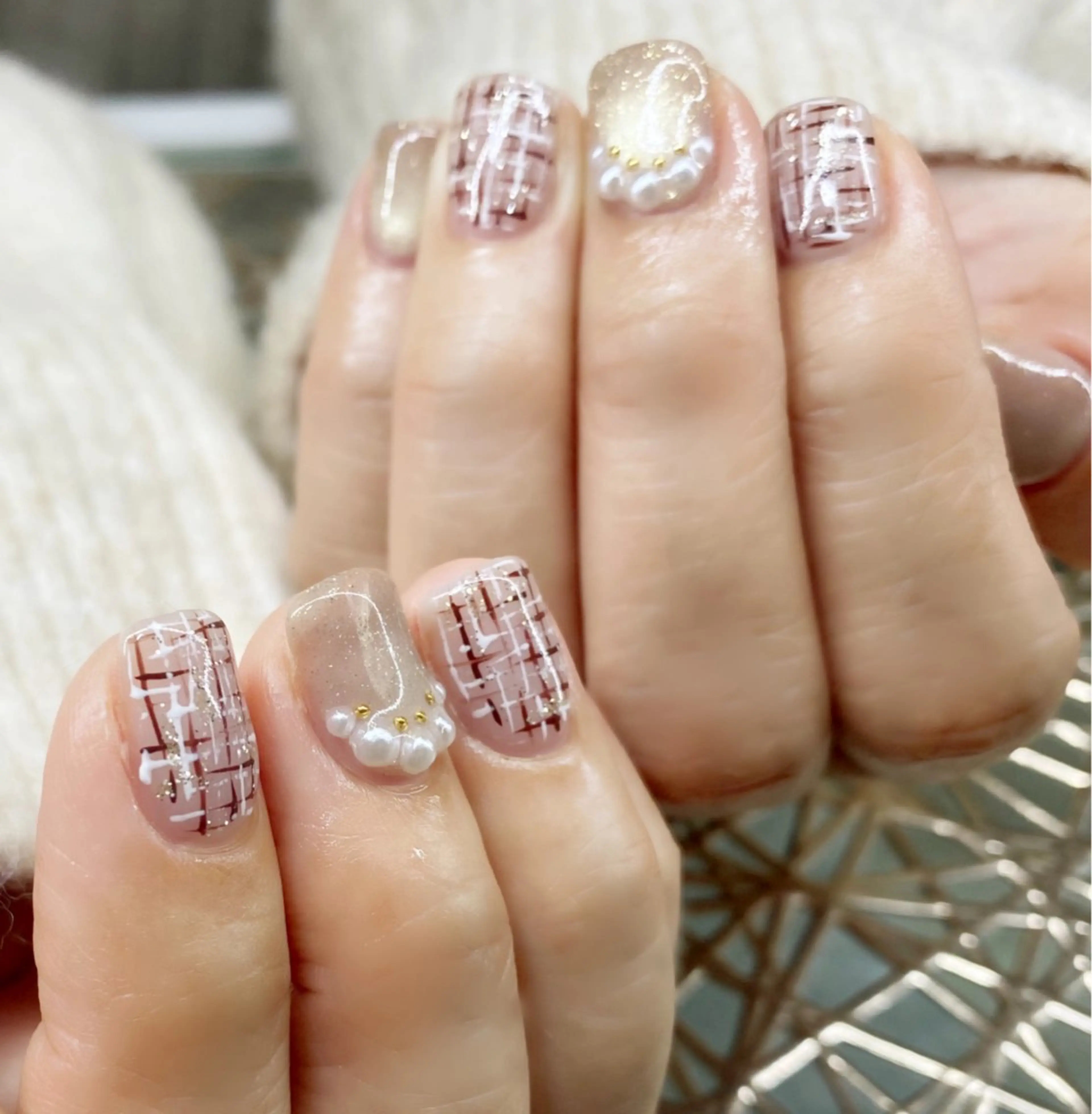 ネイル マグネットネイル ツイードネイル 冬ネイル ハンドネイル ネイルサロン nail_upのネイルデザイン