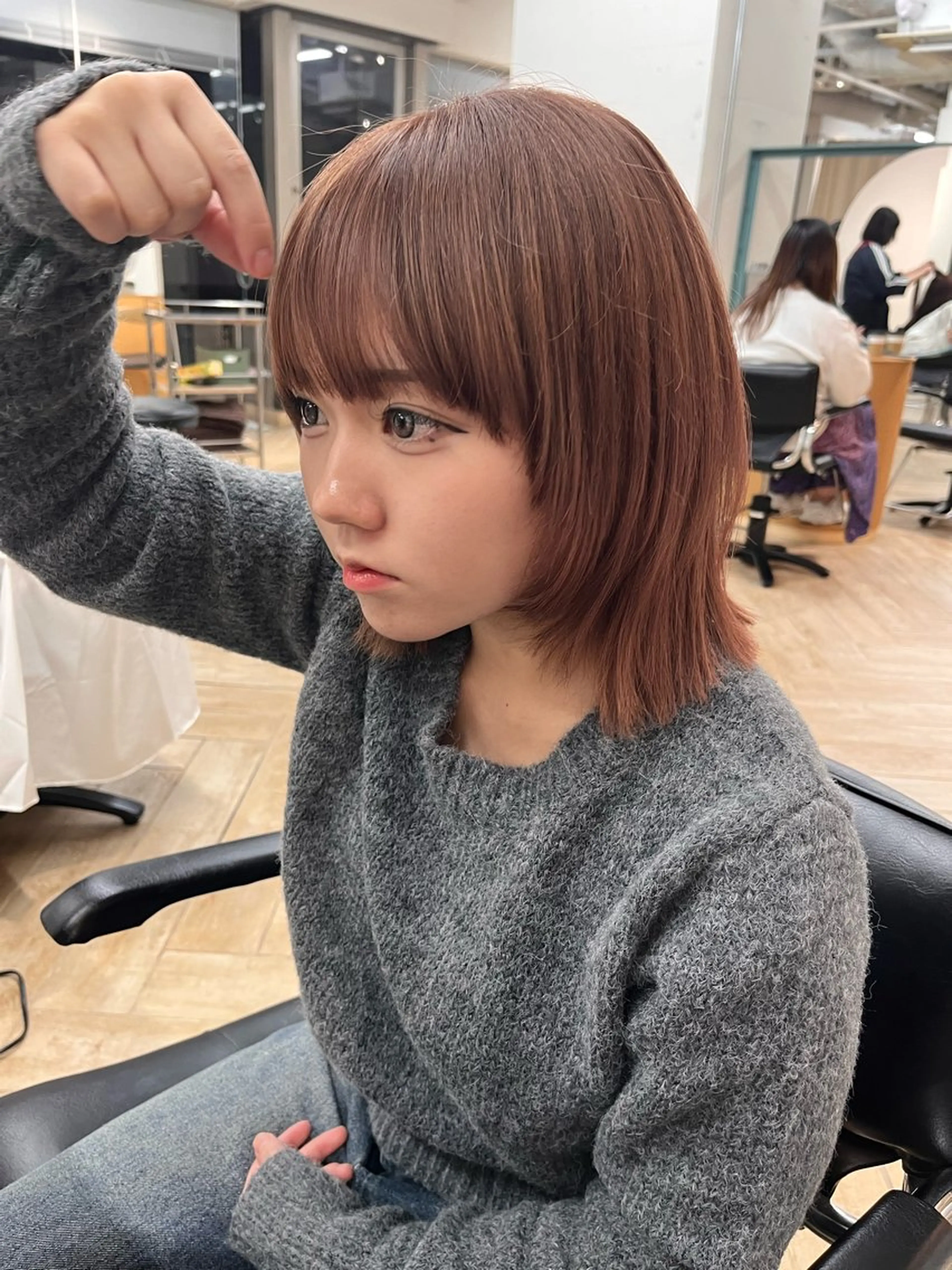 ミディアム カラー ボブレイヤー ピンクカラー ボブ レイヤーカット カット ヘアカラー トリートメント パーマ/縮毛矯正/ LUVISM佐藤里咲のヘアスタイル