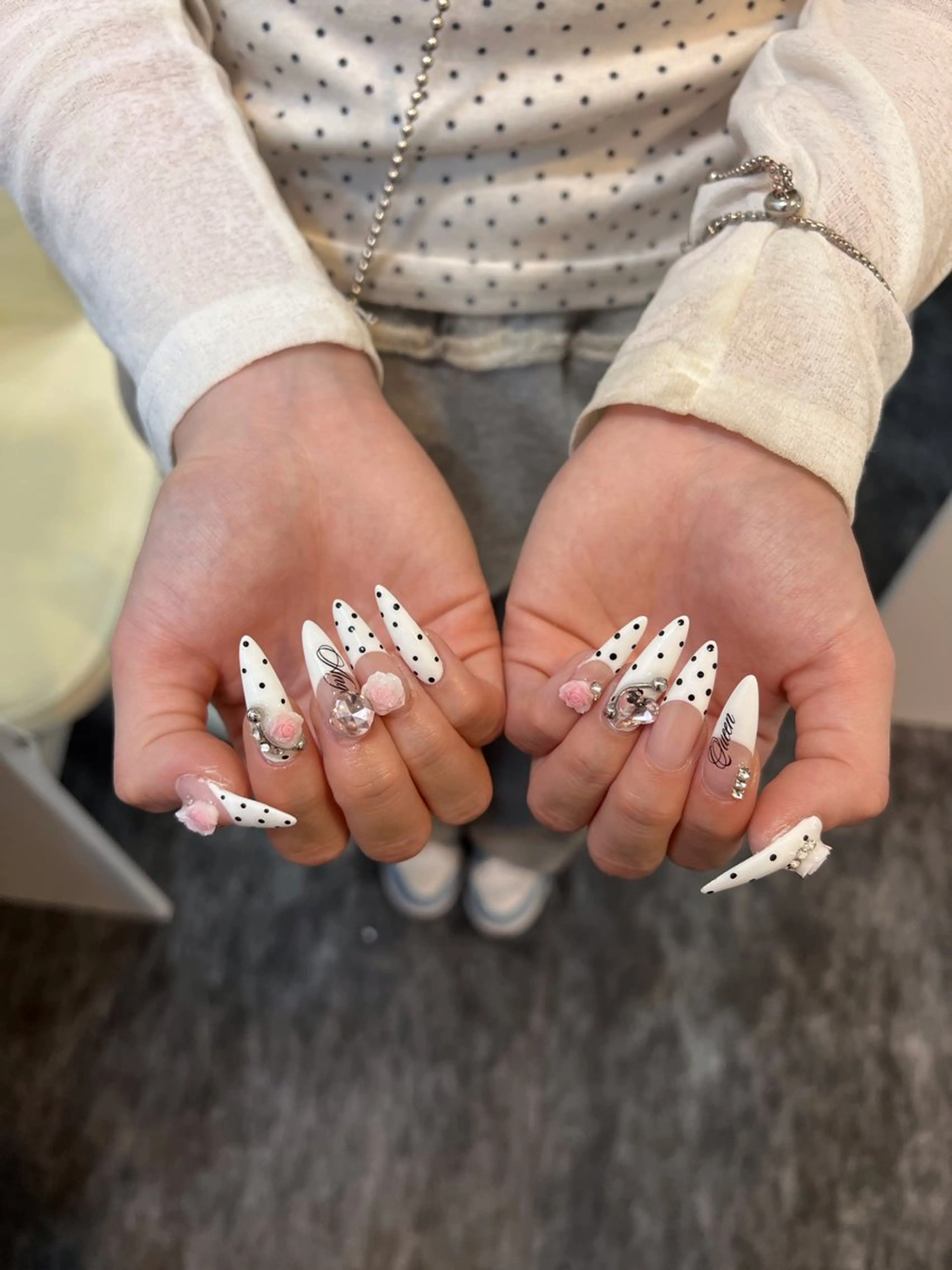ネイル オーロラネイル ボルドー ブラウン 氷ネイル・うるうるネイル キラキラネイル ハンドネイル Sora  Nail 長さ出し専門店のネイルデザイン