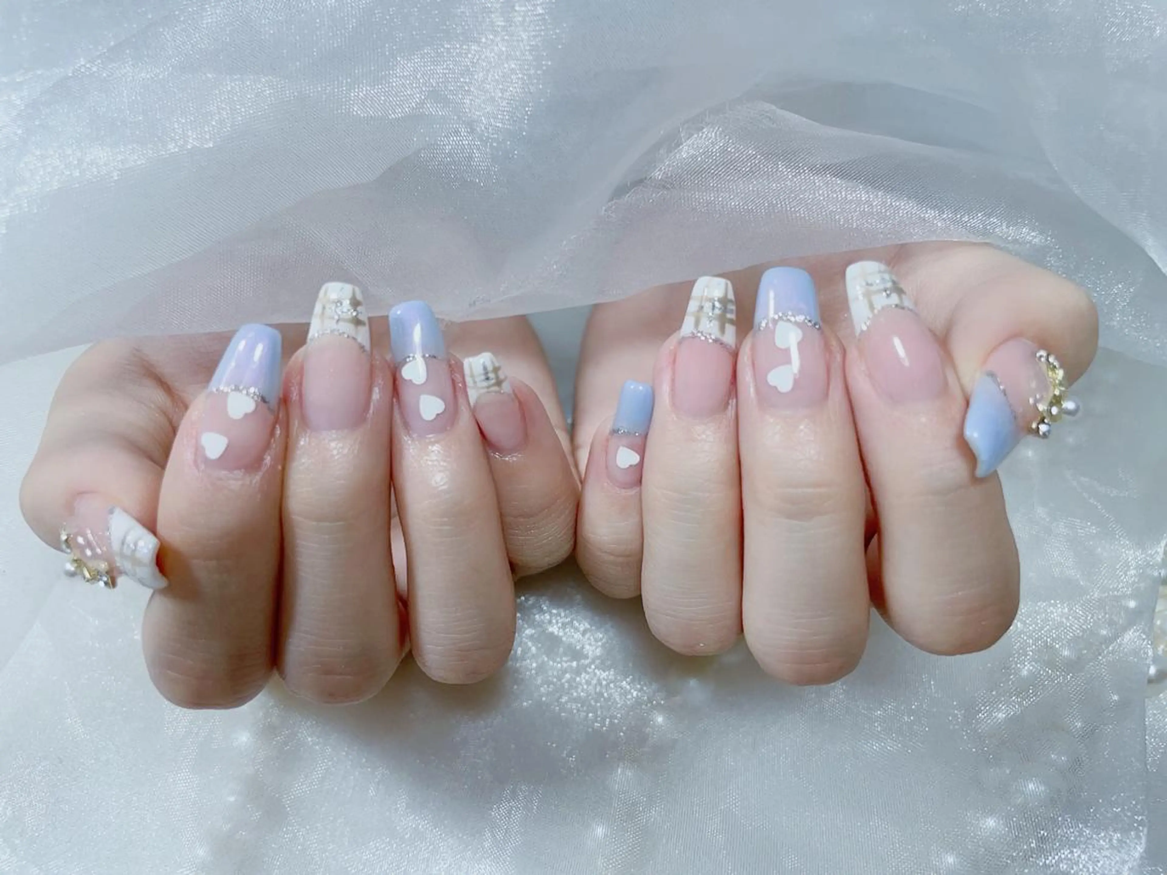 ネイル ハンドネイル VIVIAN リサのネイルデザイン