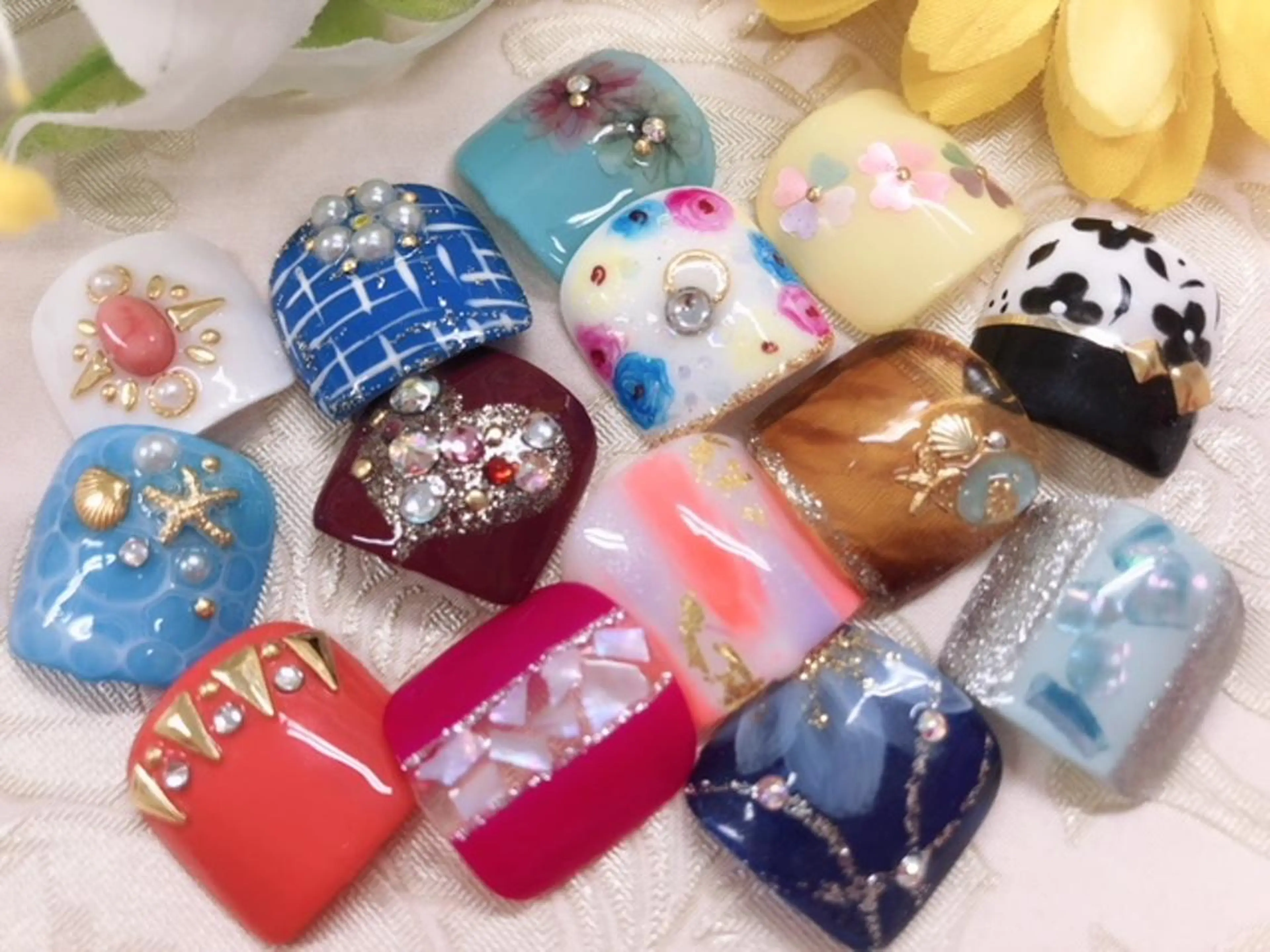 ネイル ユリシスネイル 担当近藤のネイルデザイン