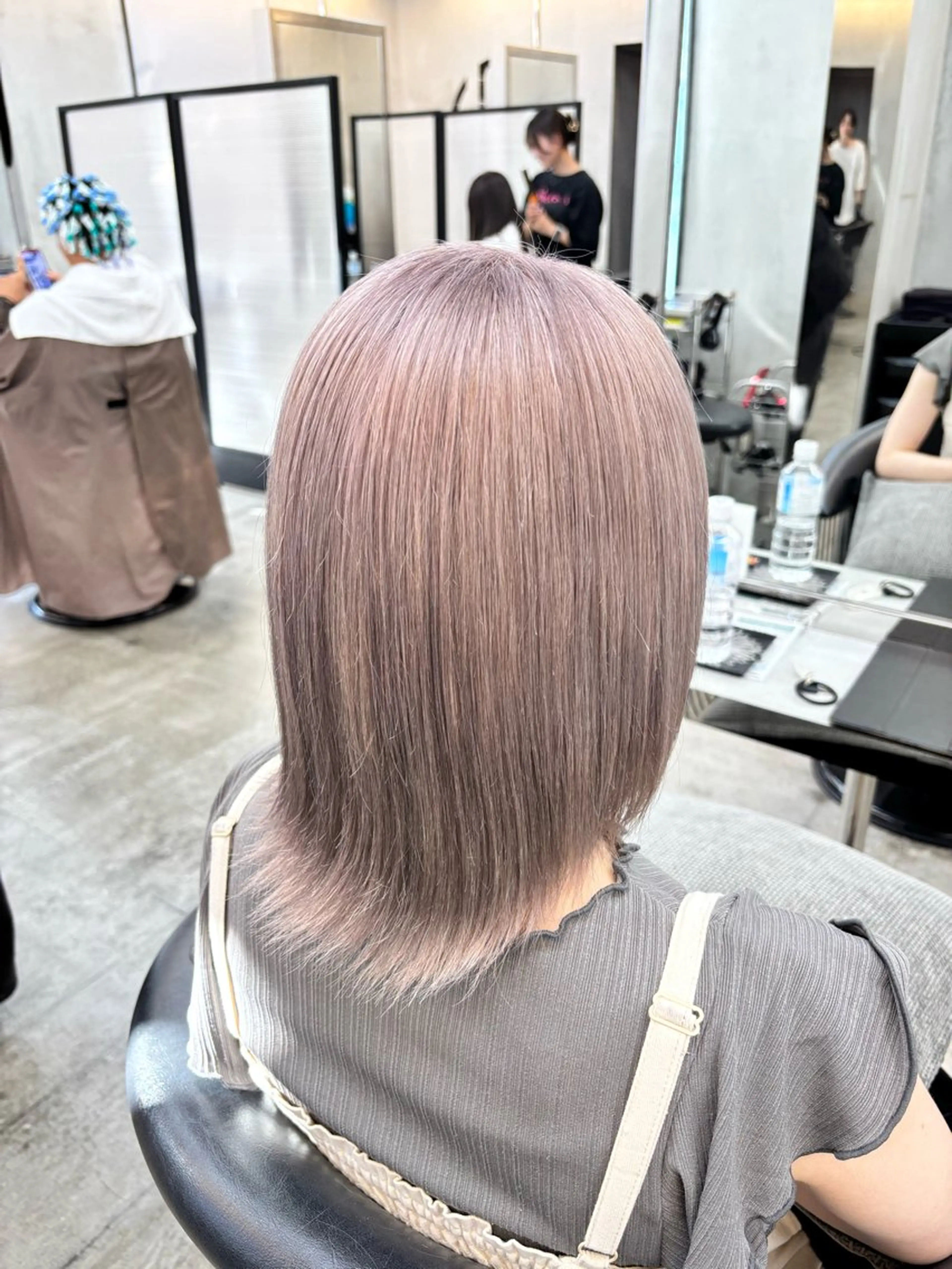 ショート カラー ベージュカラー ピンクカラー ピンクベージュ 🌷艶感カラー🌷 富施 優花のヘアスタイル