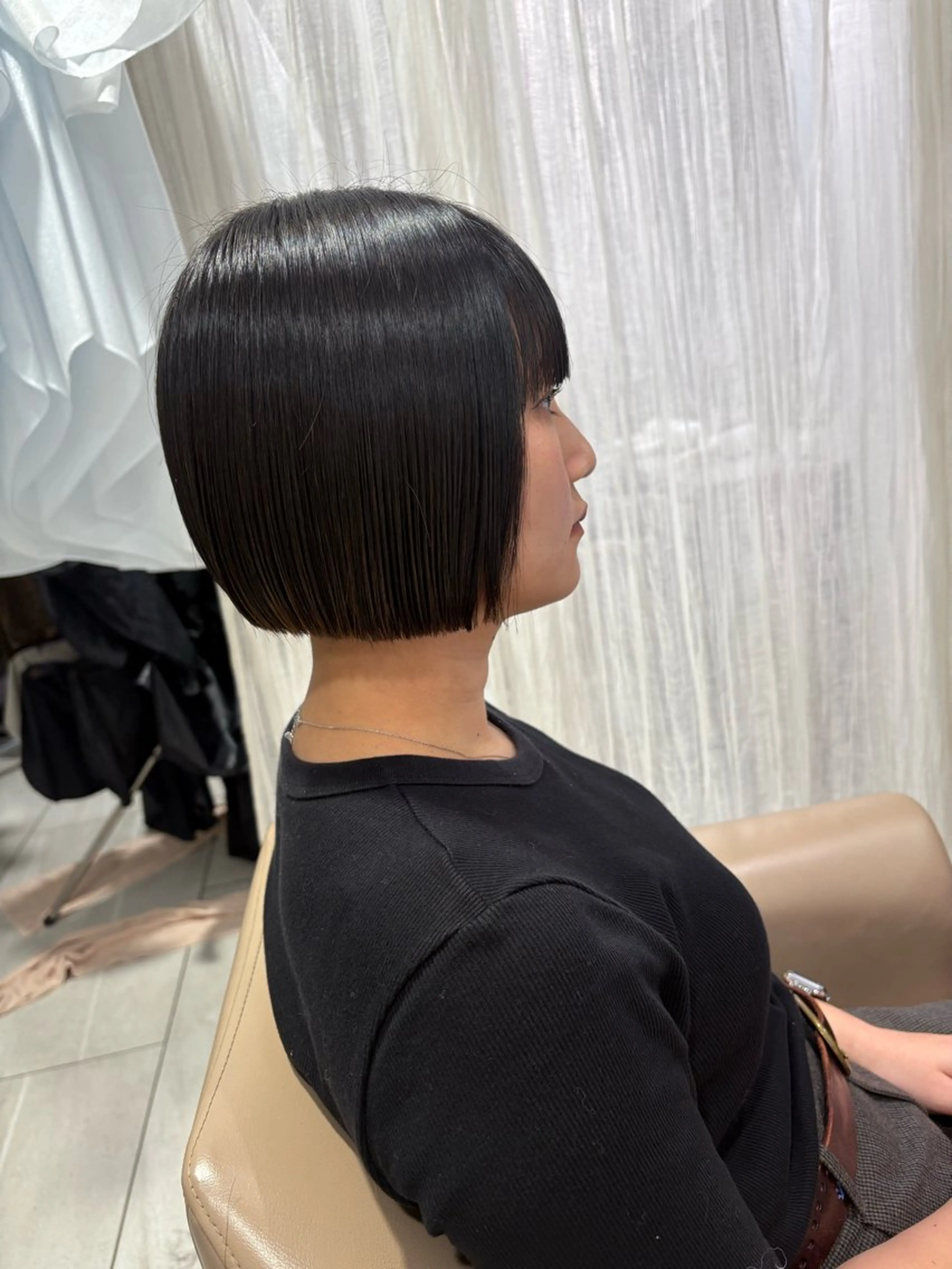 ショート ボブ ハッシュカット 暖色カラー/伊藤菜月のヘアスタイル