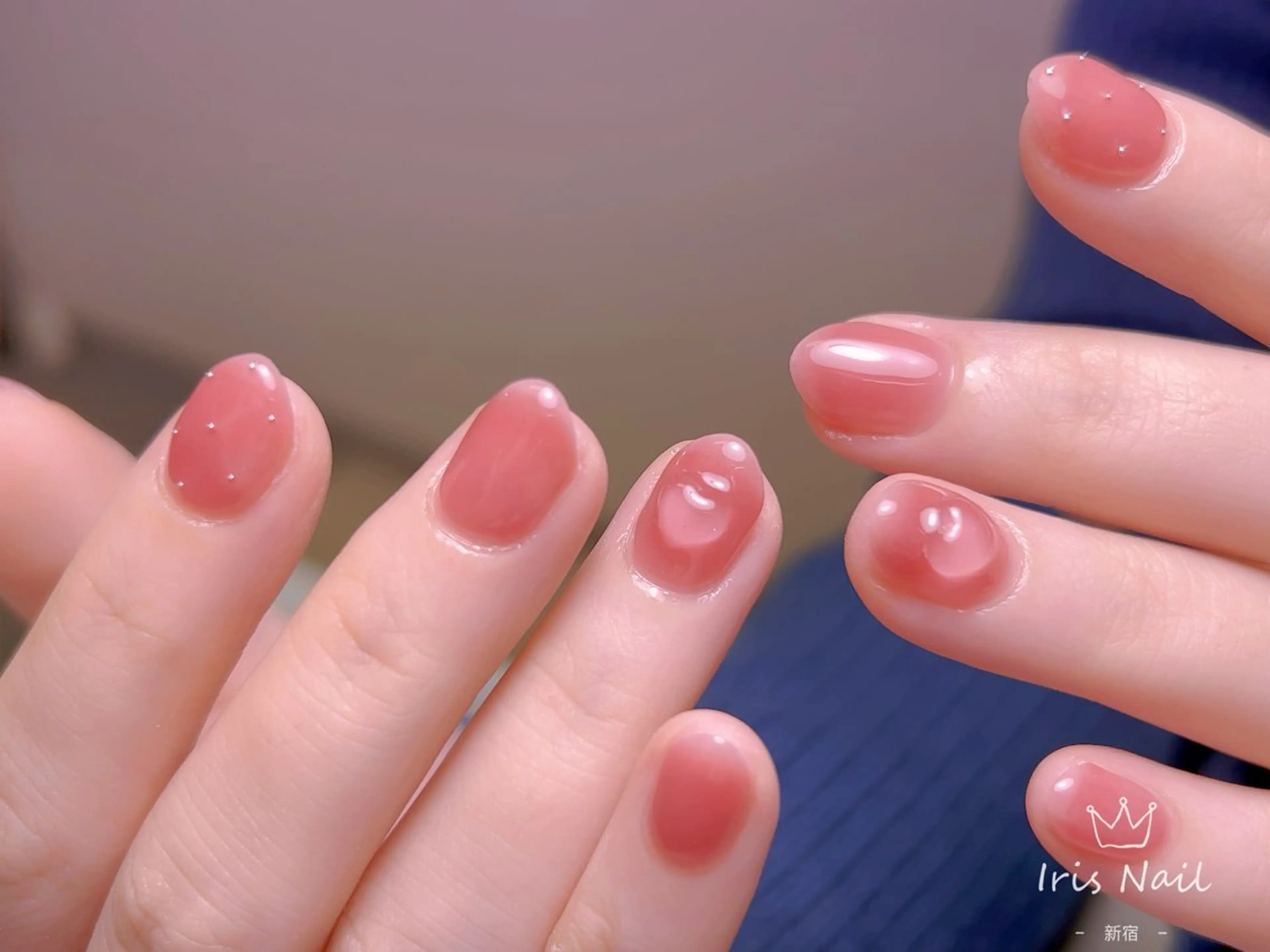 ネイル フレンチネイル ジェルネイル グラデーション 韓国ネイル マグネットネイル ハンドネイル 【長さ出し】 IRIS NAILのネイルデザイン