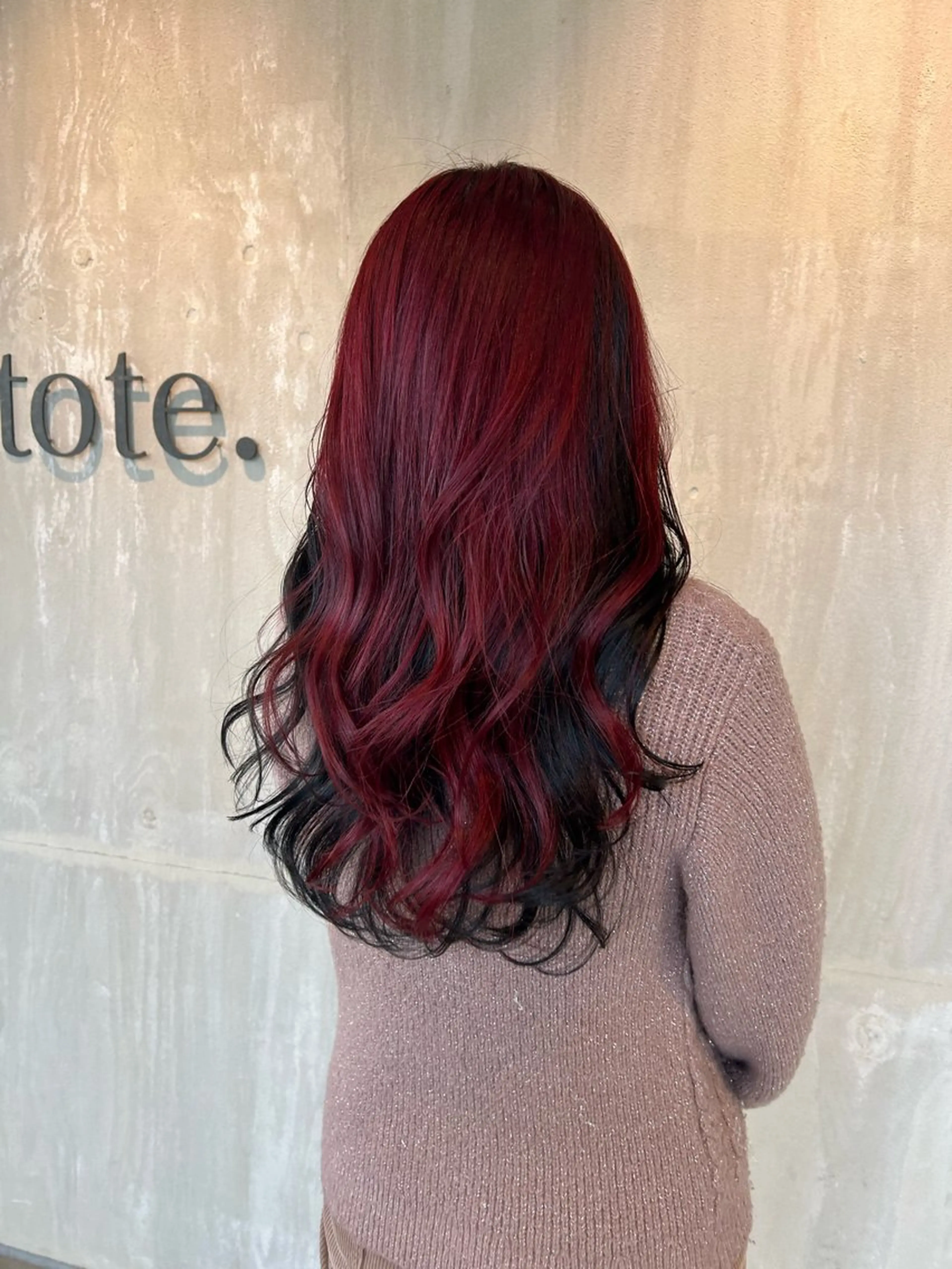 ロング ヘアカラー くろだ まみのヘアスタイル