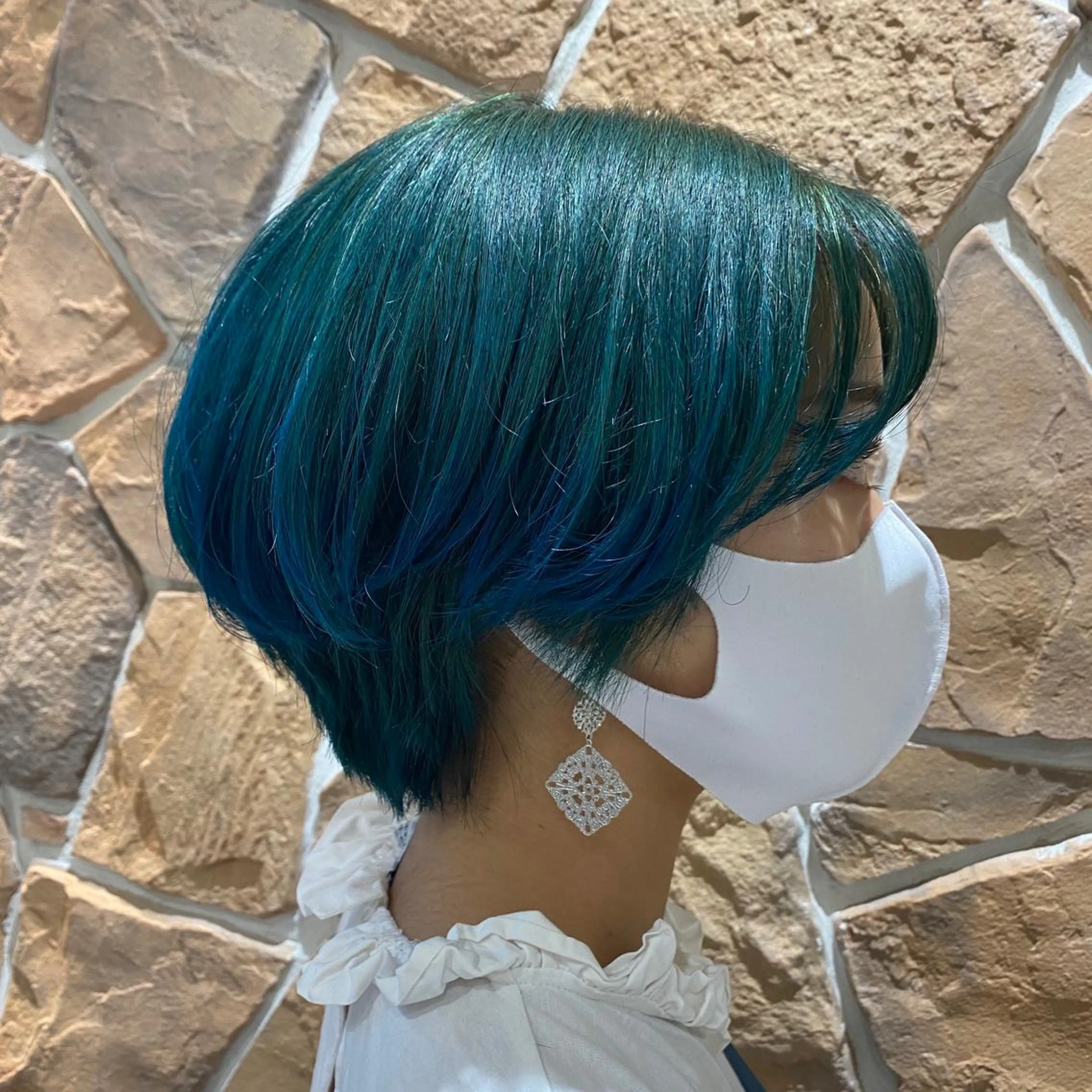 ショート カラー 透明感カラー🌈 菊池 結衣のヘアスタイル