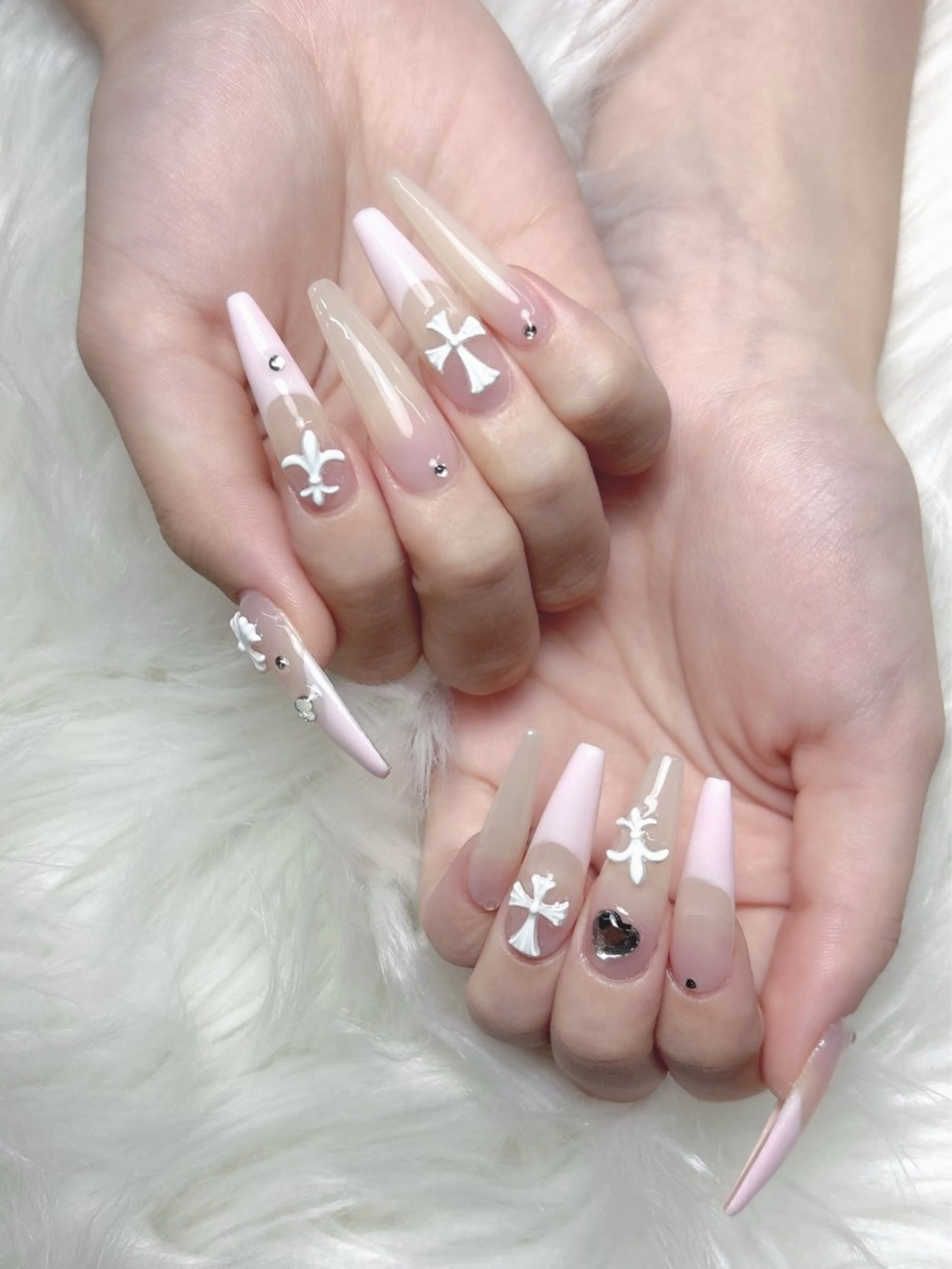 ネイル W·mai nail 関内のネイルデザイン