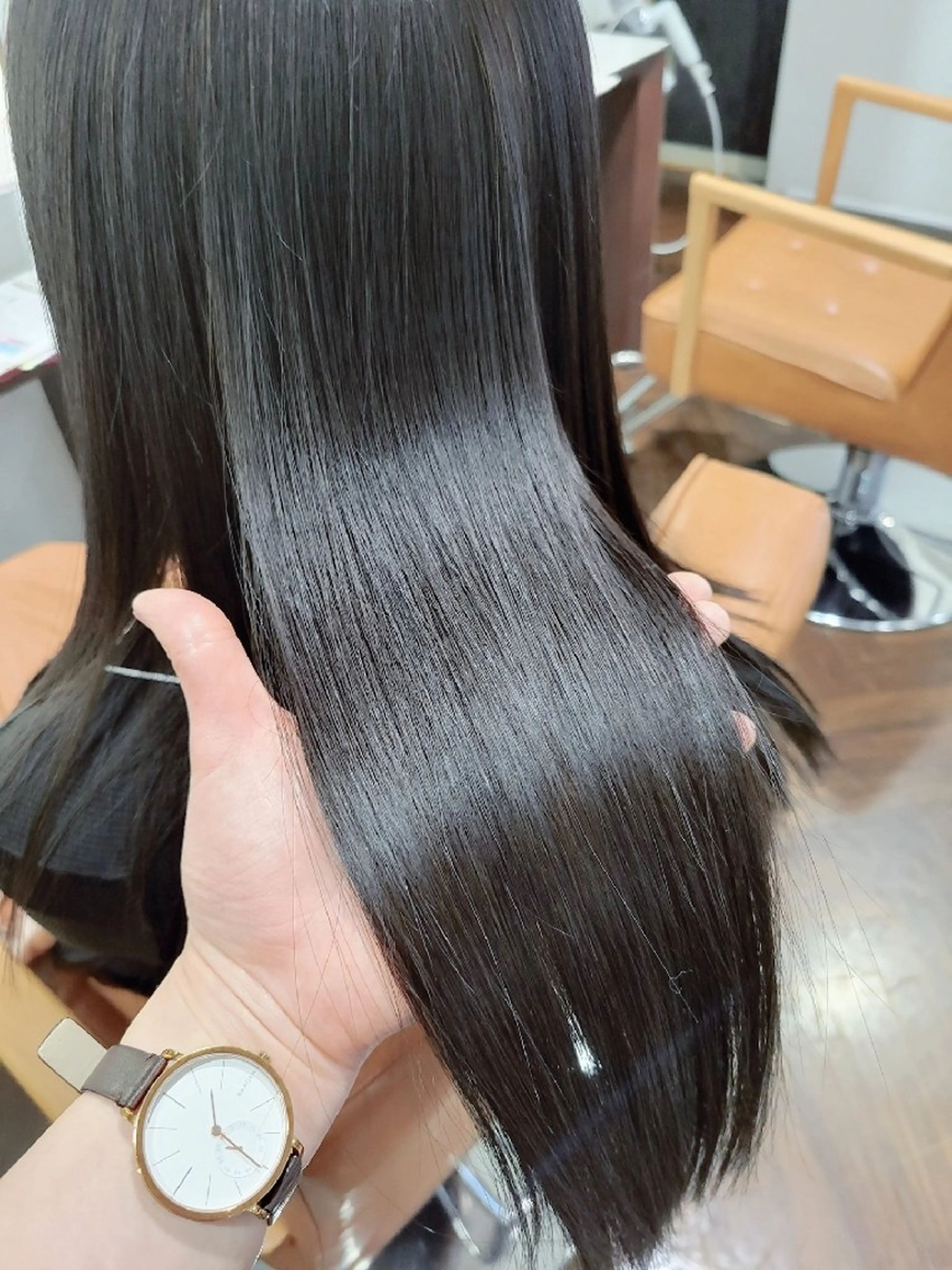 セミロング 髪質改善 トリートメント ヘアカラー トリートメント 🌟美髪🌟艶髪🌟 髪質改善🌟中城晴美のヘアスタイル