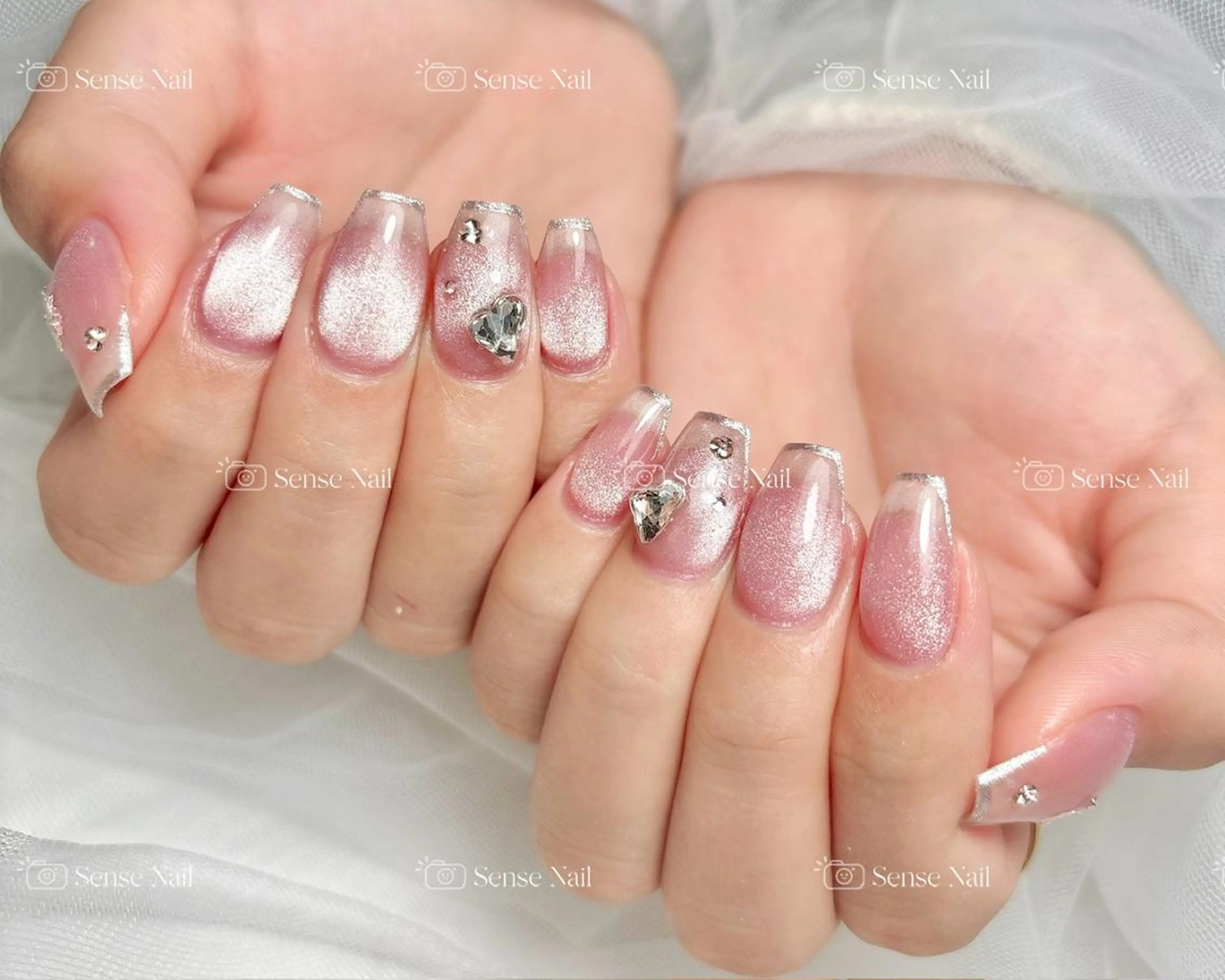 ネイル Kurieitibu 🍬Byu~tīのネイルデザイン