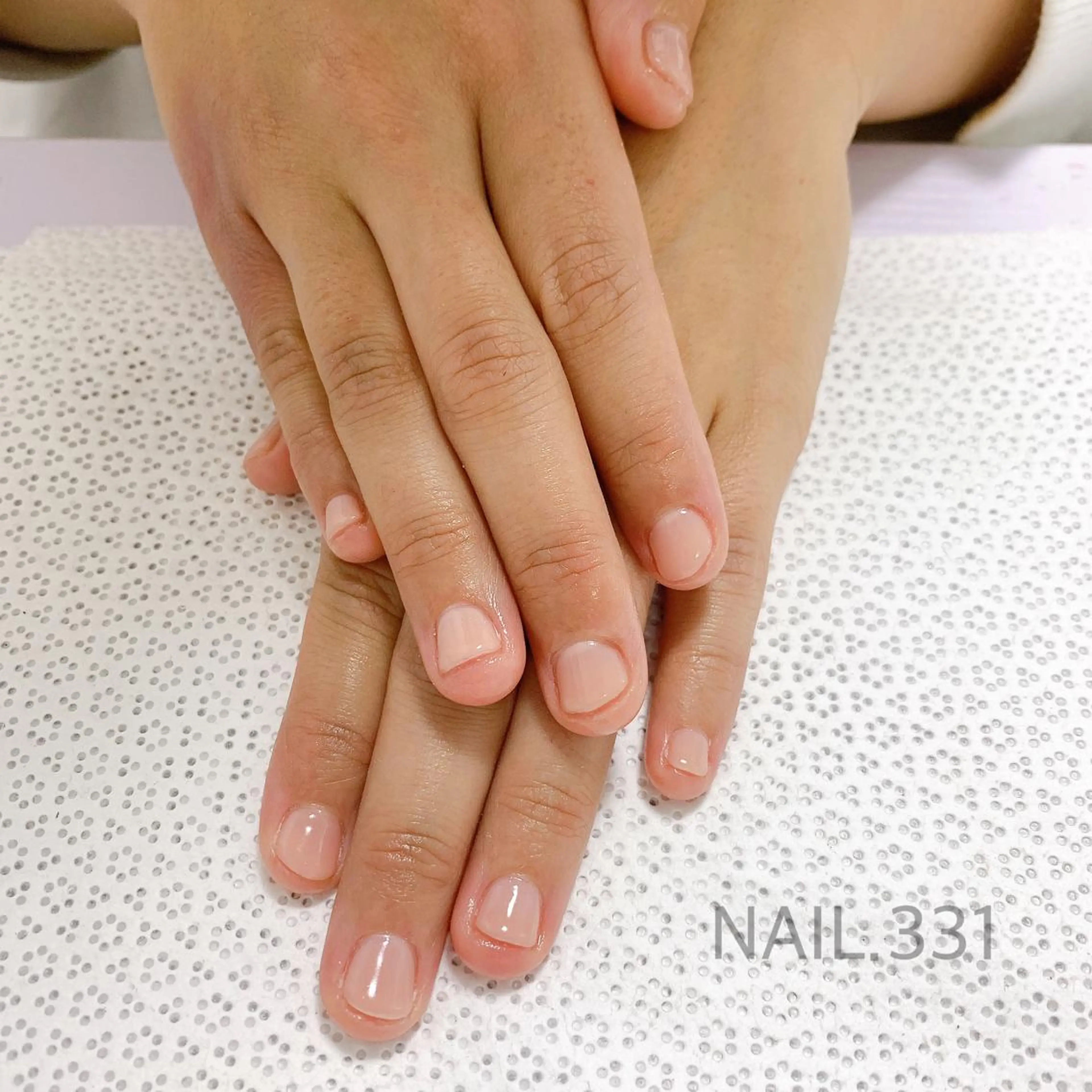 ネイル キラキラネイル ニュアンスネイル ワンカラーネイル ショートネイル ストーンネイル Nail 331のネイルデザイン