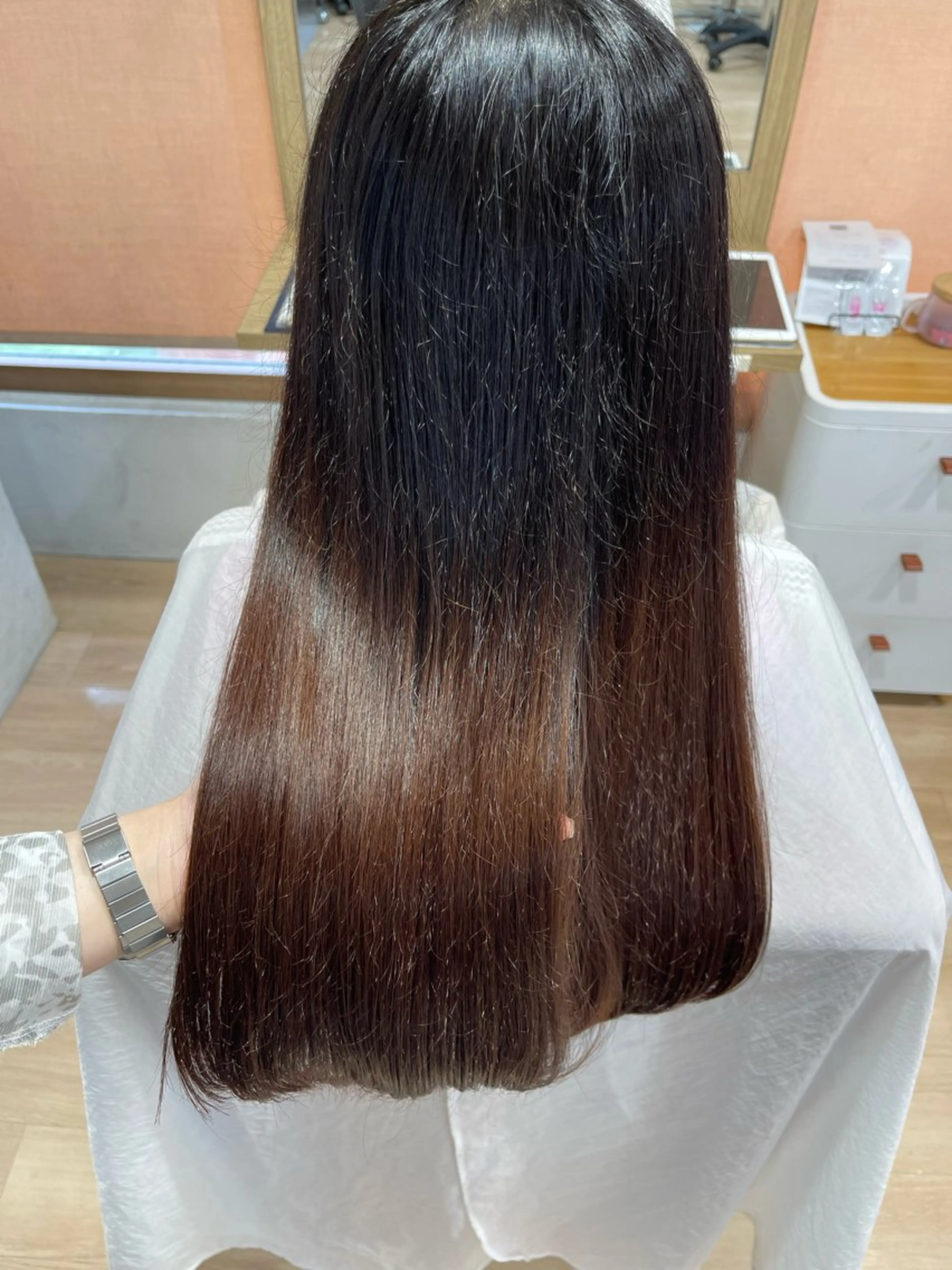 ロング トリートメント 金山／森心乃　カット ブリーチモデル募集中のヘアスタイル