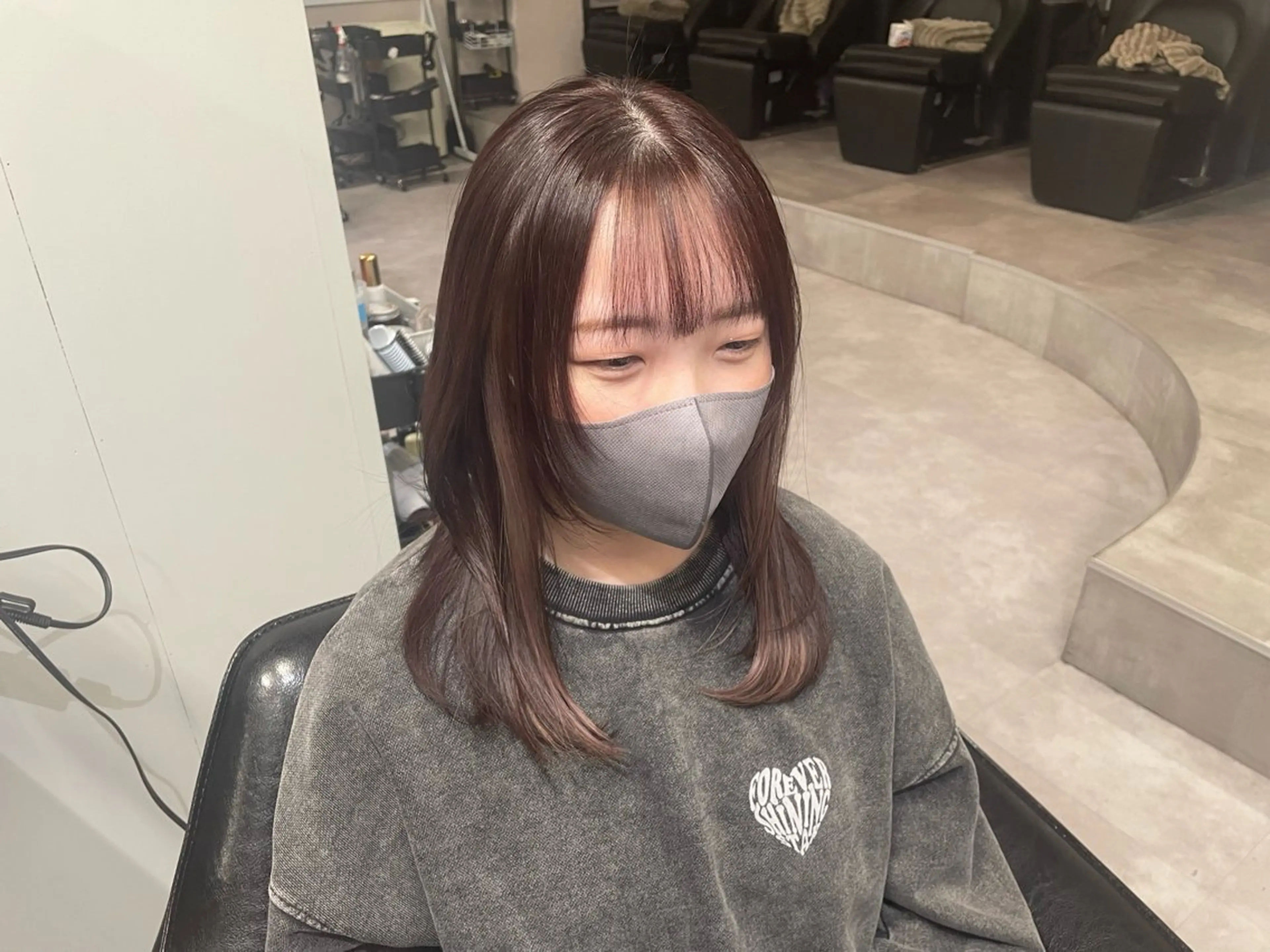 ミディアム ラベンダーブラウン ヘアカラー tokute 中野真咲🐺のヘアスタイル