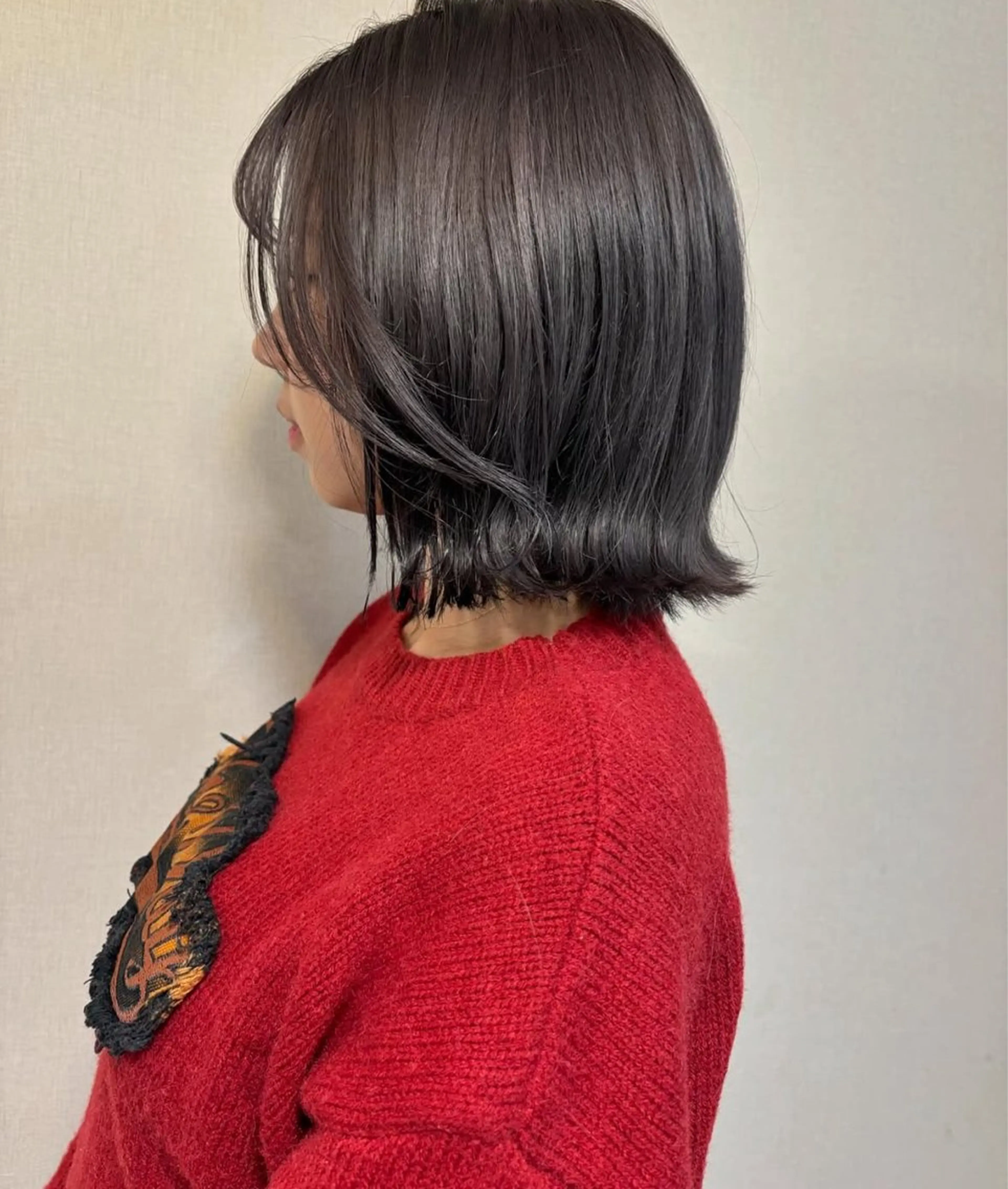 ミディアム 外ハネヘア 佐藤 爽香のヘアスタイル