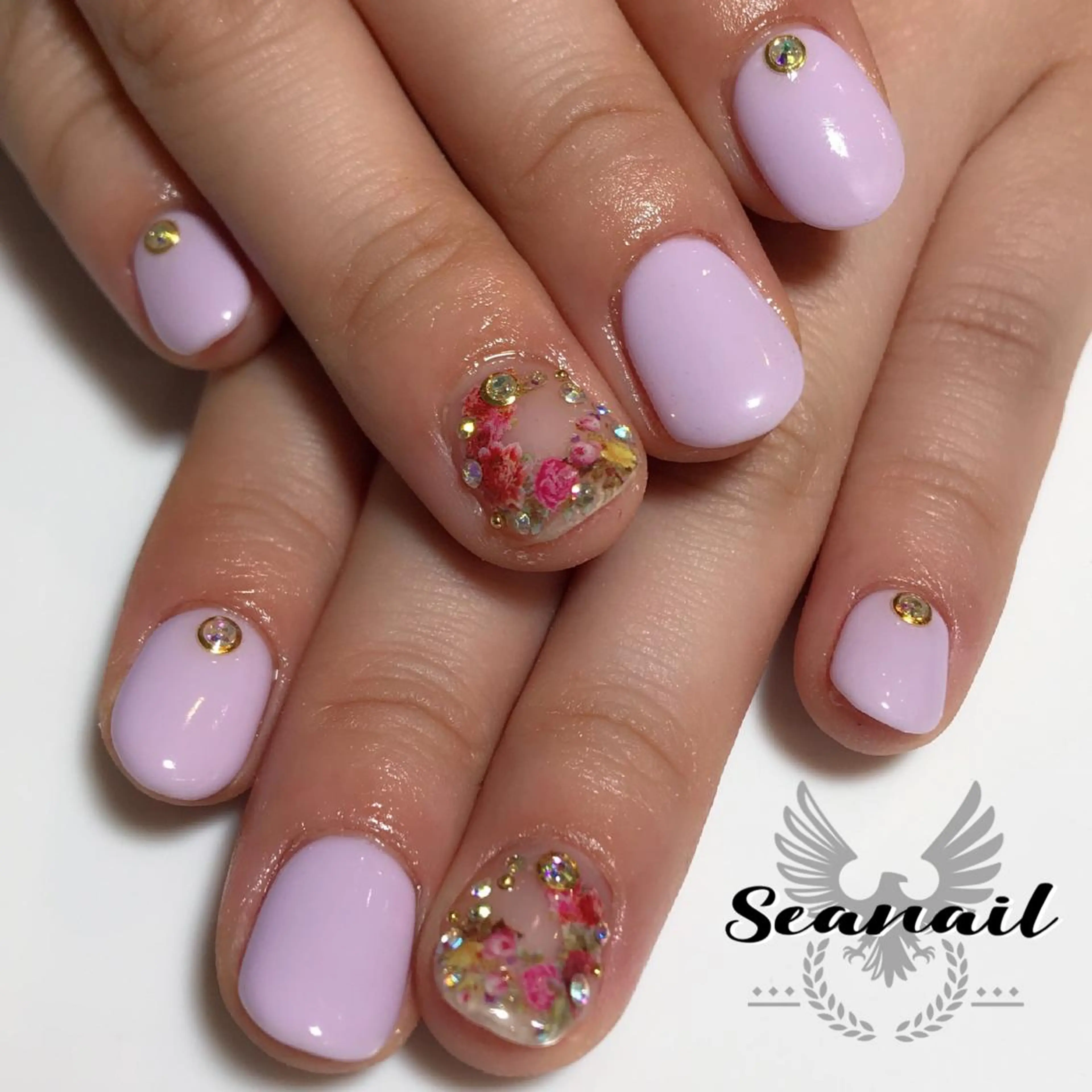 ネイル 小尾 栞のネイルデザイン