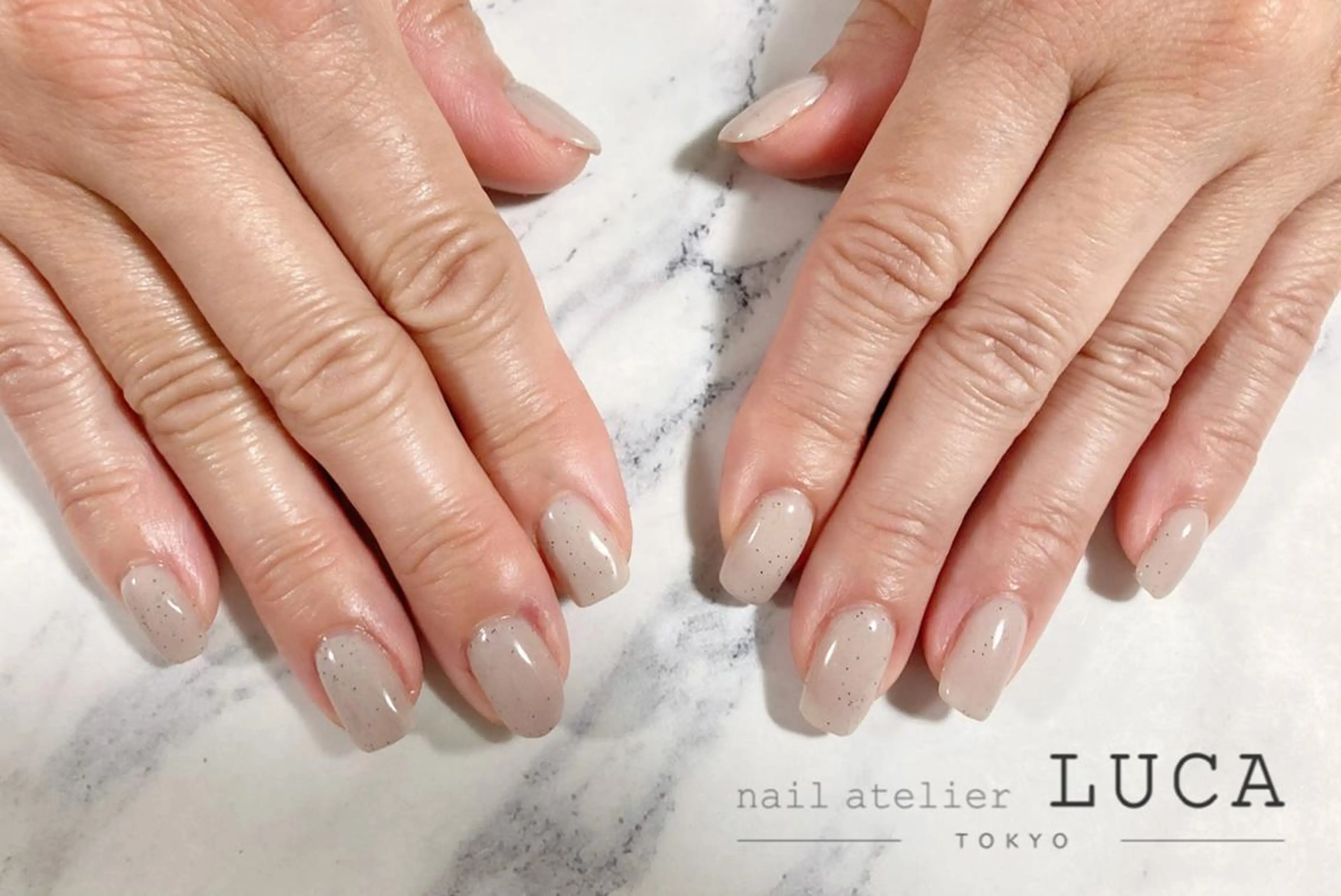 ネイル ジェルネイル ワンカラーネイル パラジェル ネイルアトリエルカ スタッフのネイルデザイン