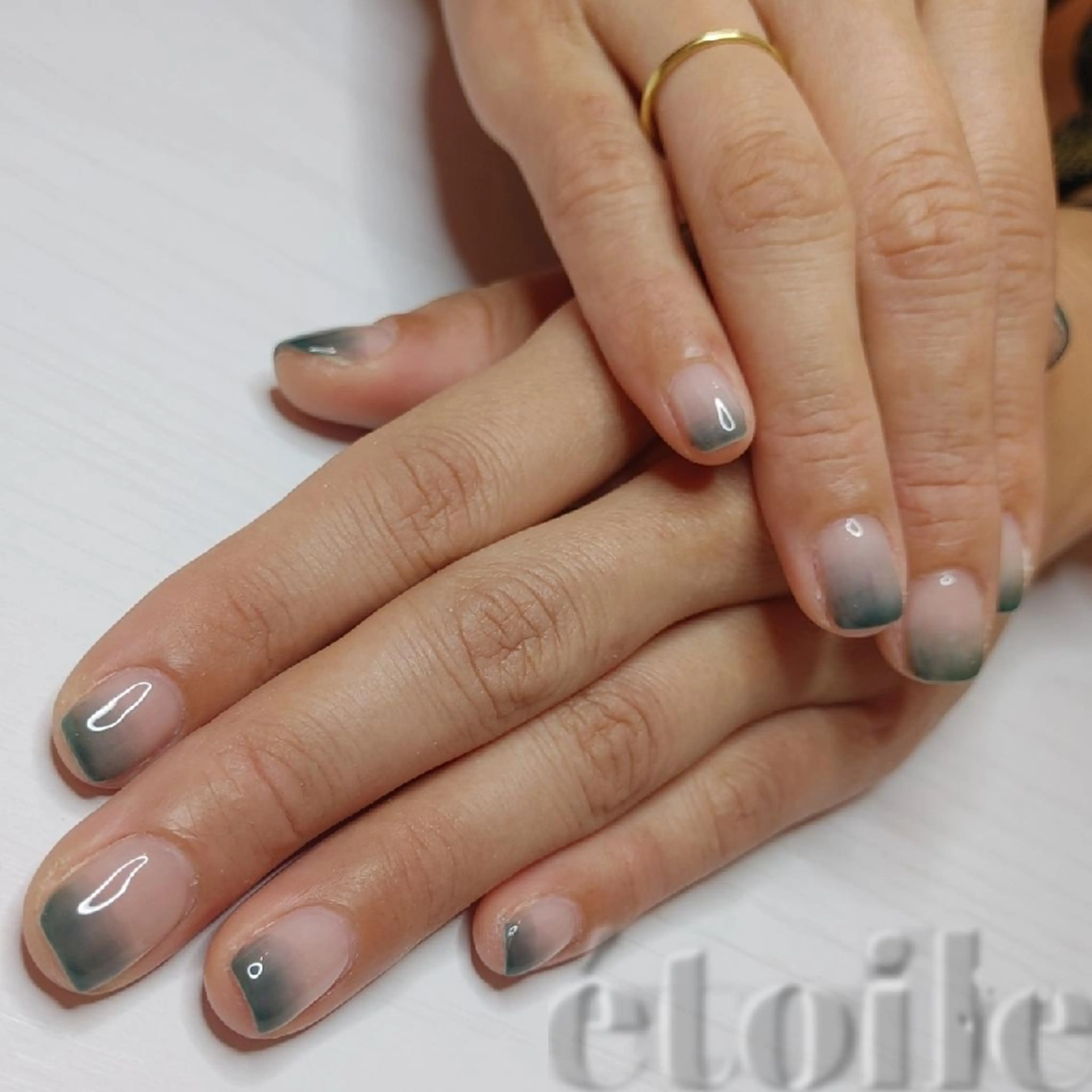 ネイル グリーン ハンドネイル ハンドケア 山田 可愛のネイルデザイン