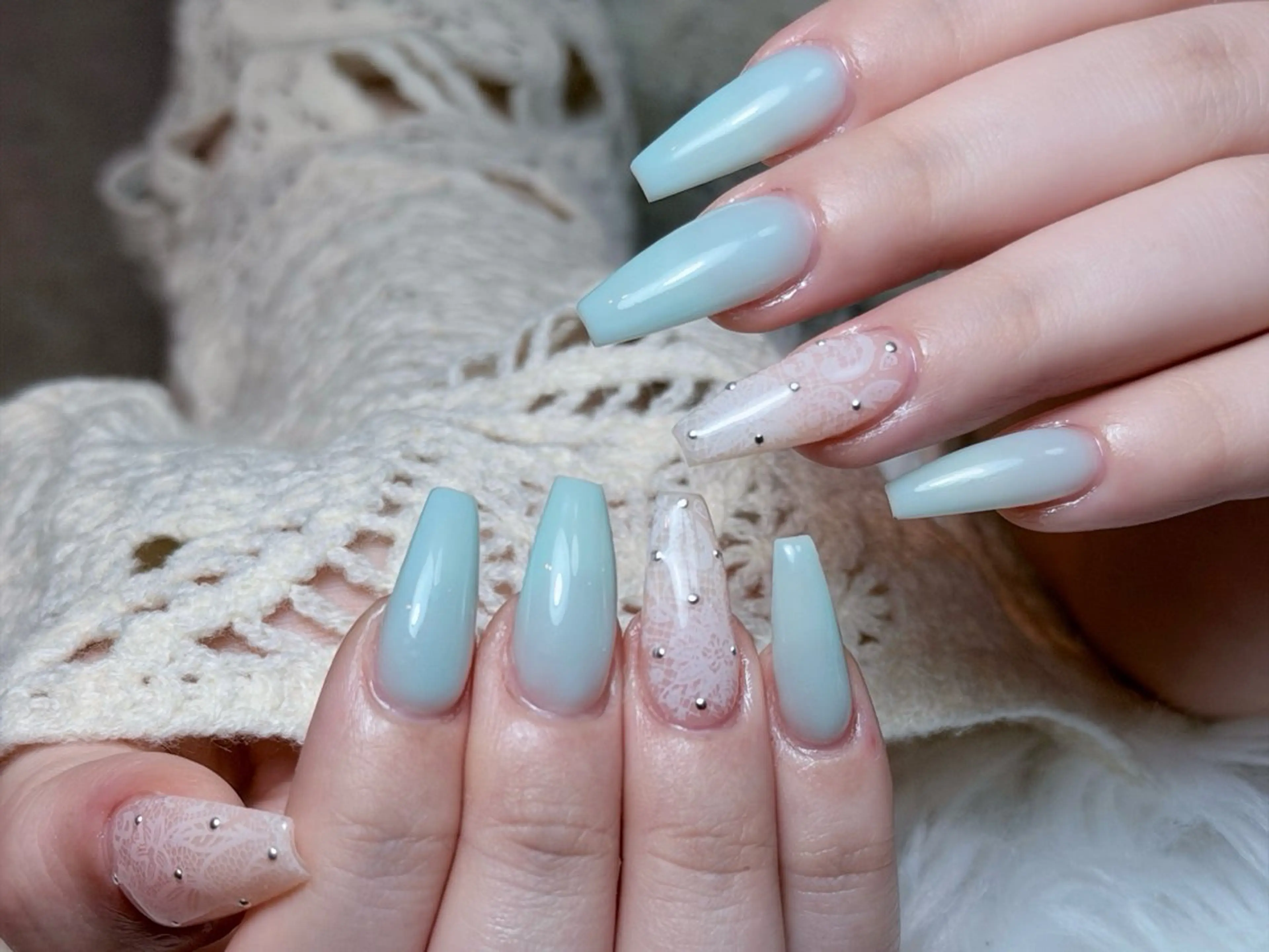 ネイル チークネイル ドット フレンチネイル グラデーション ハート ハンドネイル ハンドケア Eli Nails 新宿のネイルデザイン