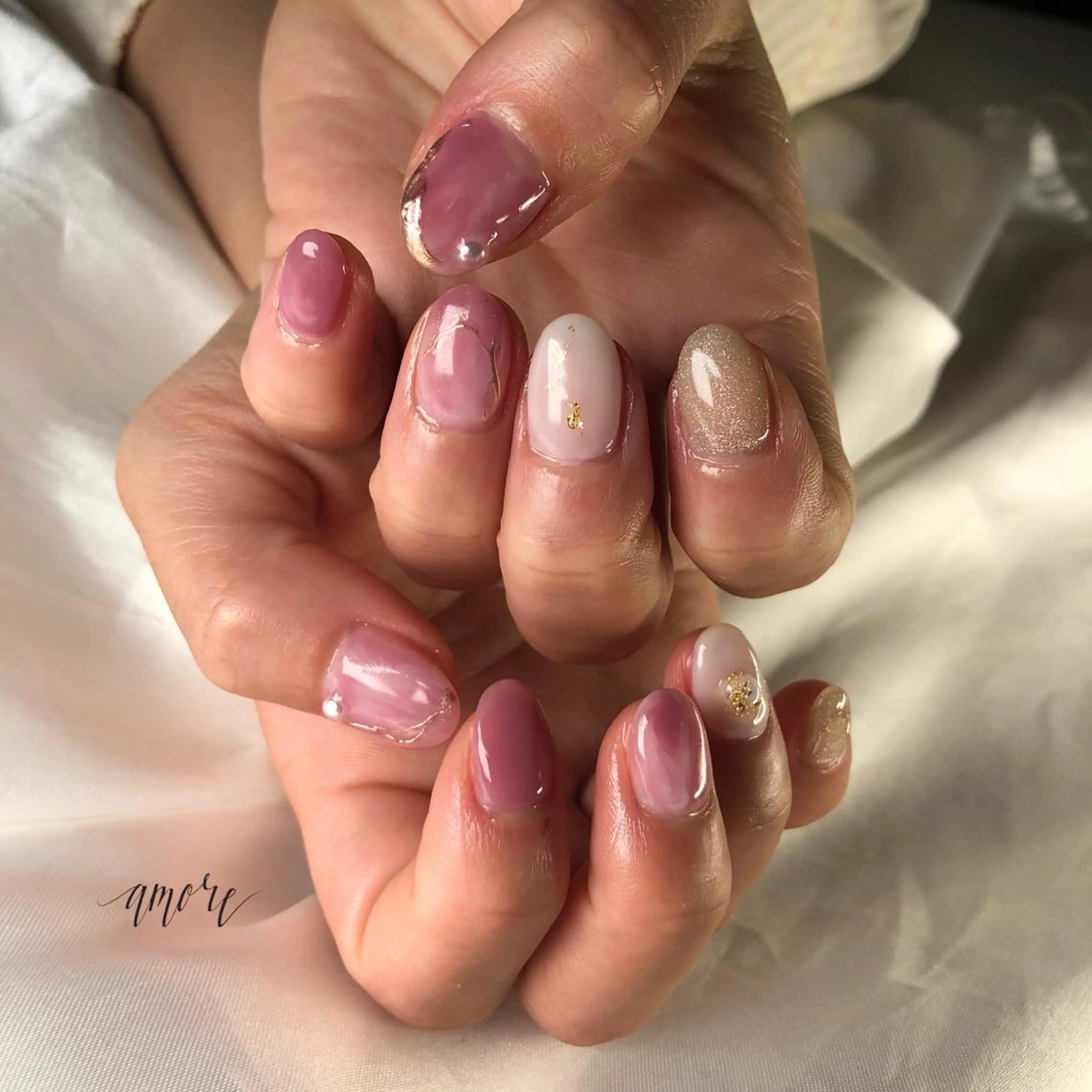 ネイル ジェルネイル 氷ネイル・うるうるネイル マグネットネイル ミラーネイル ニュアンスネイル You kyehwaのネイルデザイン