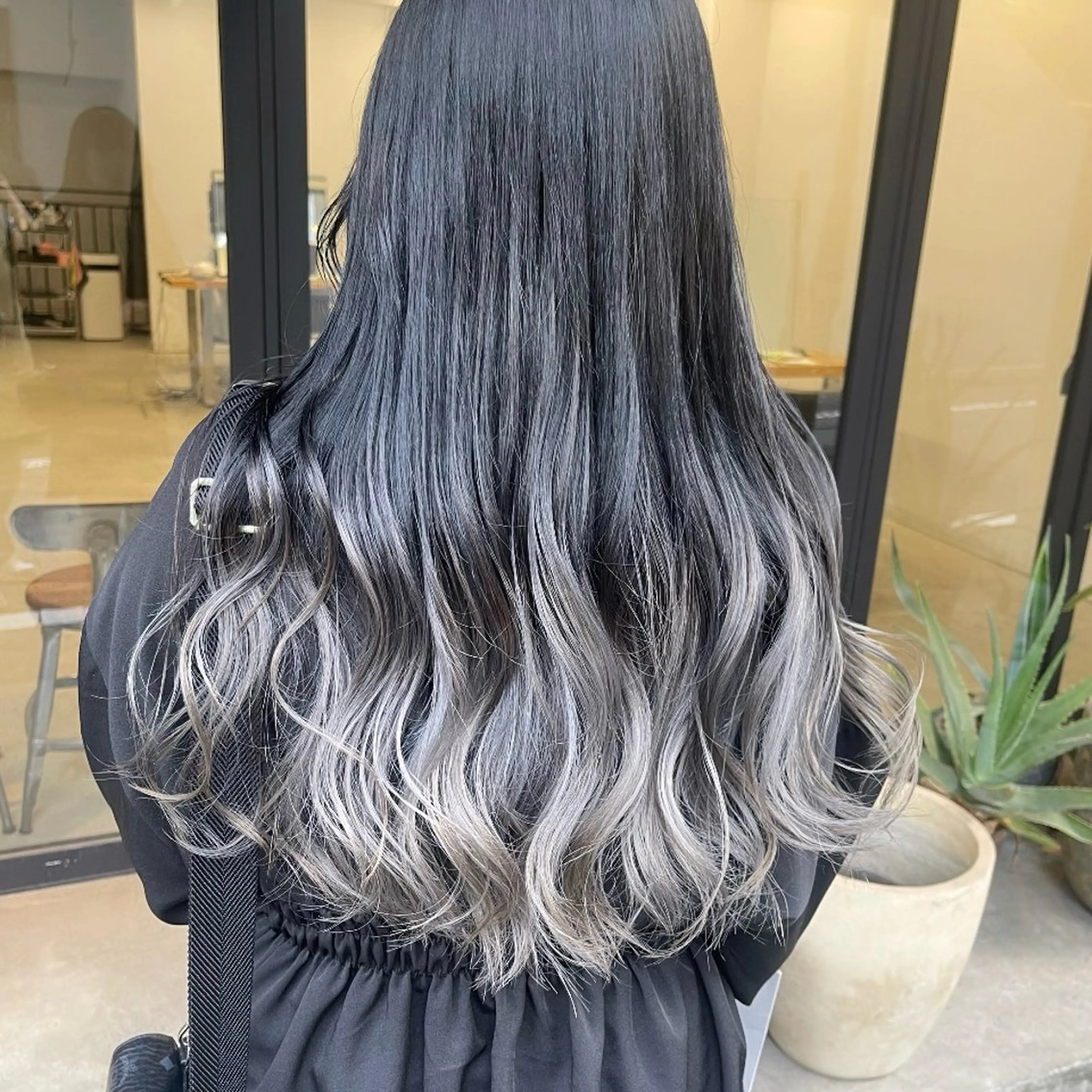 セミロング ハイトーン/ MANA♡のヘアスタイル