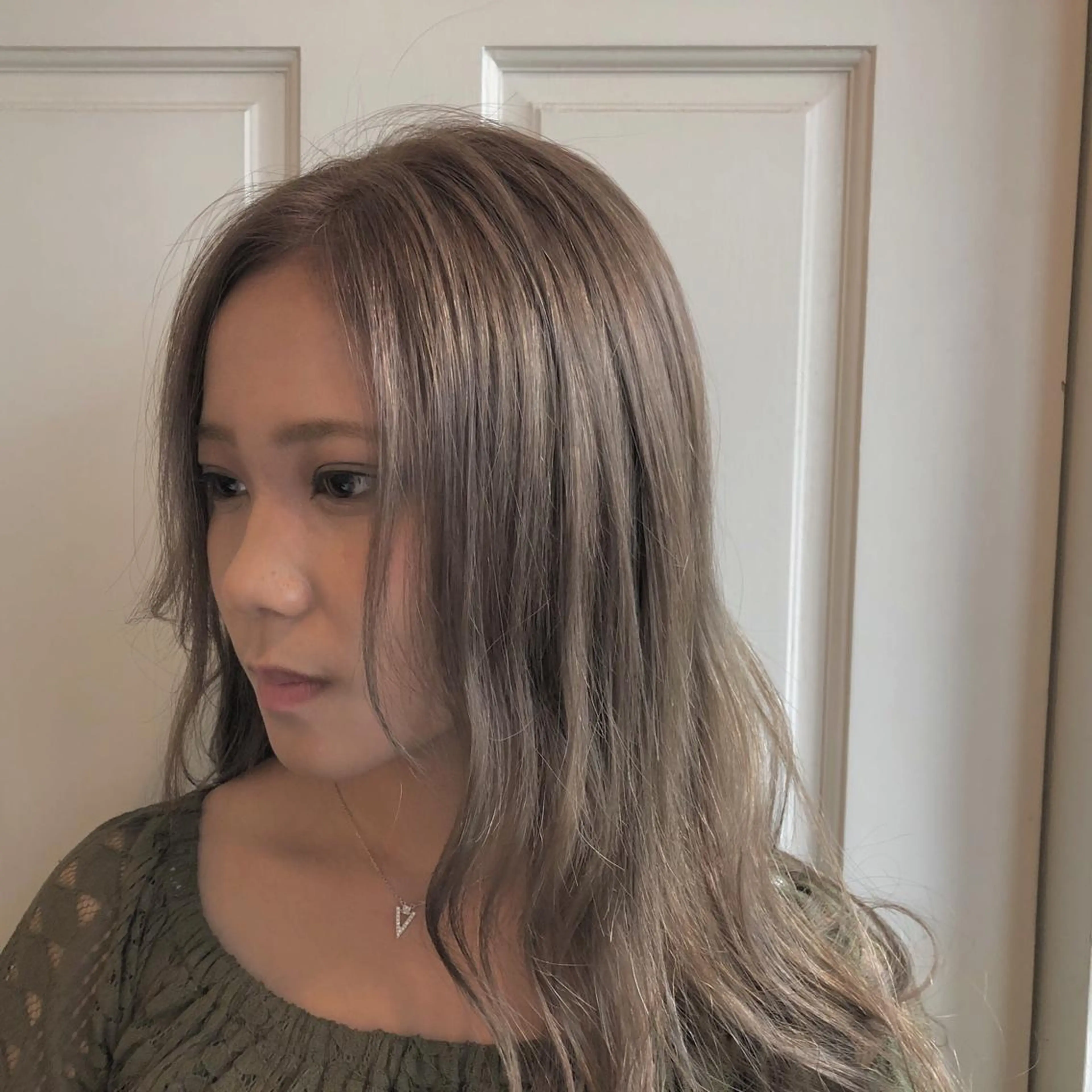 セミロング カット ヘアカラー トリートメント 🌸ハイトーン 新田 廉 🌸のヘアスタイル