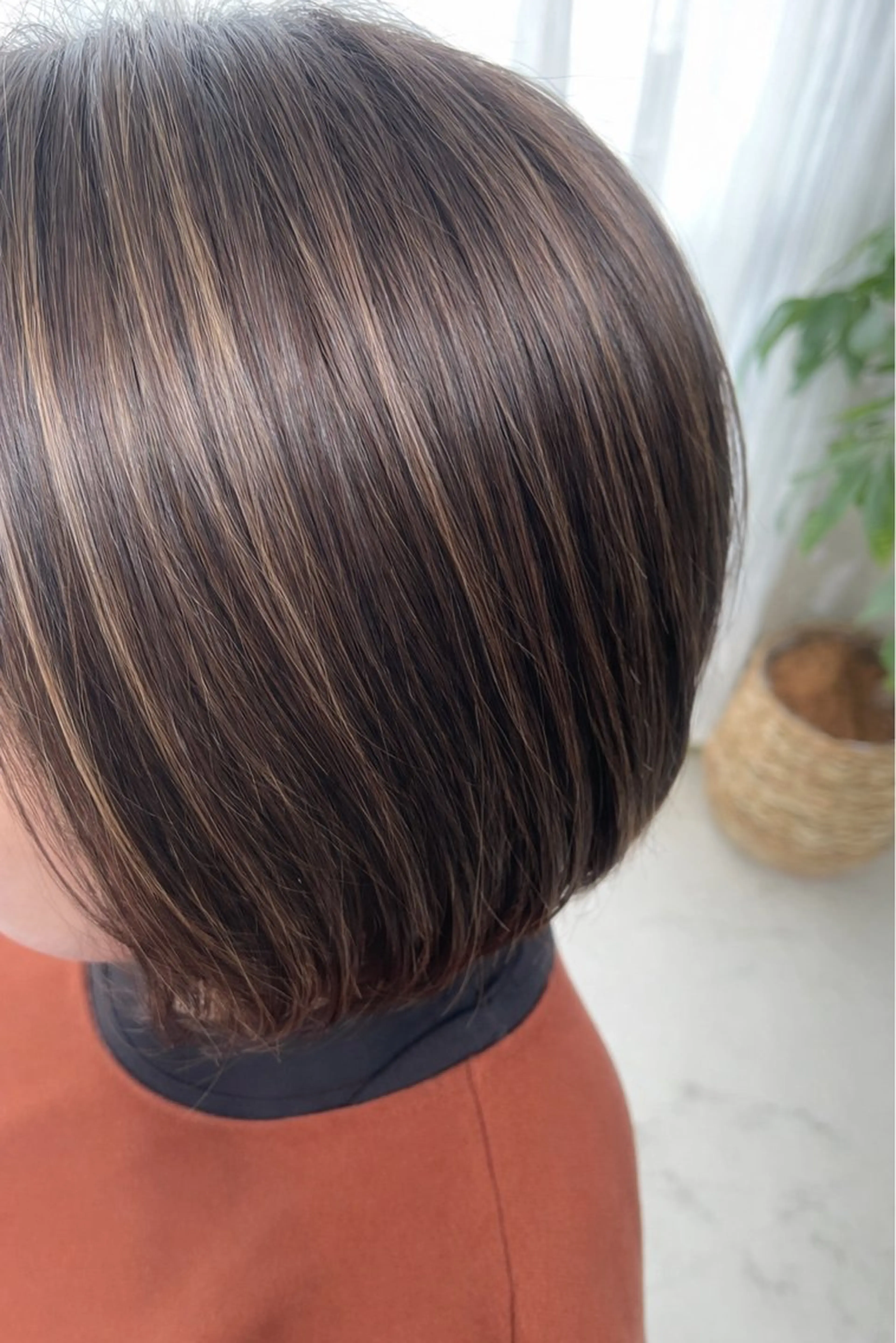 ミディアム ヘアカラー Tinté ティンテのヘアスタイル