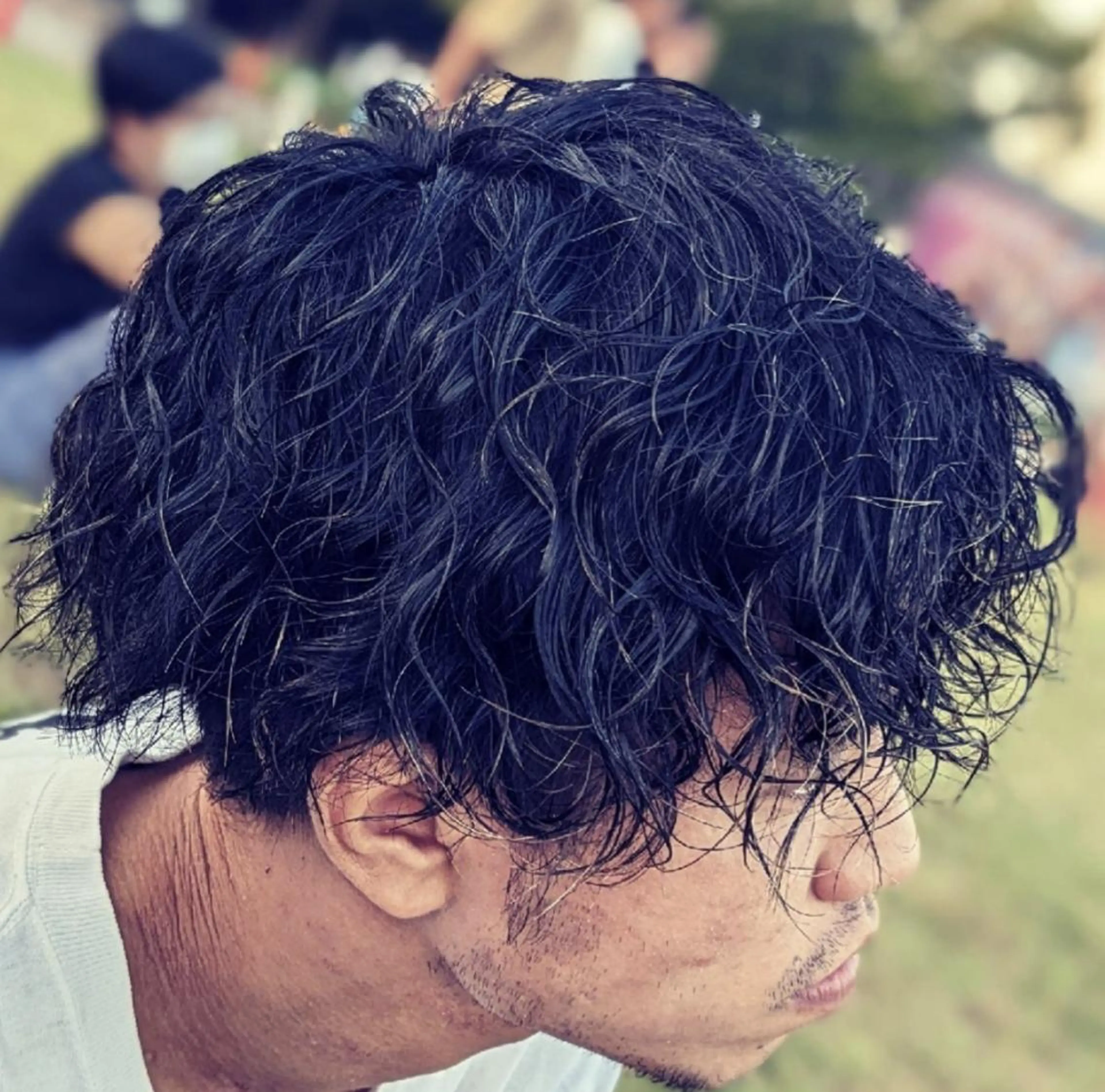 ミディアム メンズ パーマ ミディアムパーマ センターパート メンズパーマ ツイストスパイラルパーマ 刈り上げ こにし/蒲生四丁目 /美髪カラー/スパのヘアスタイル